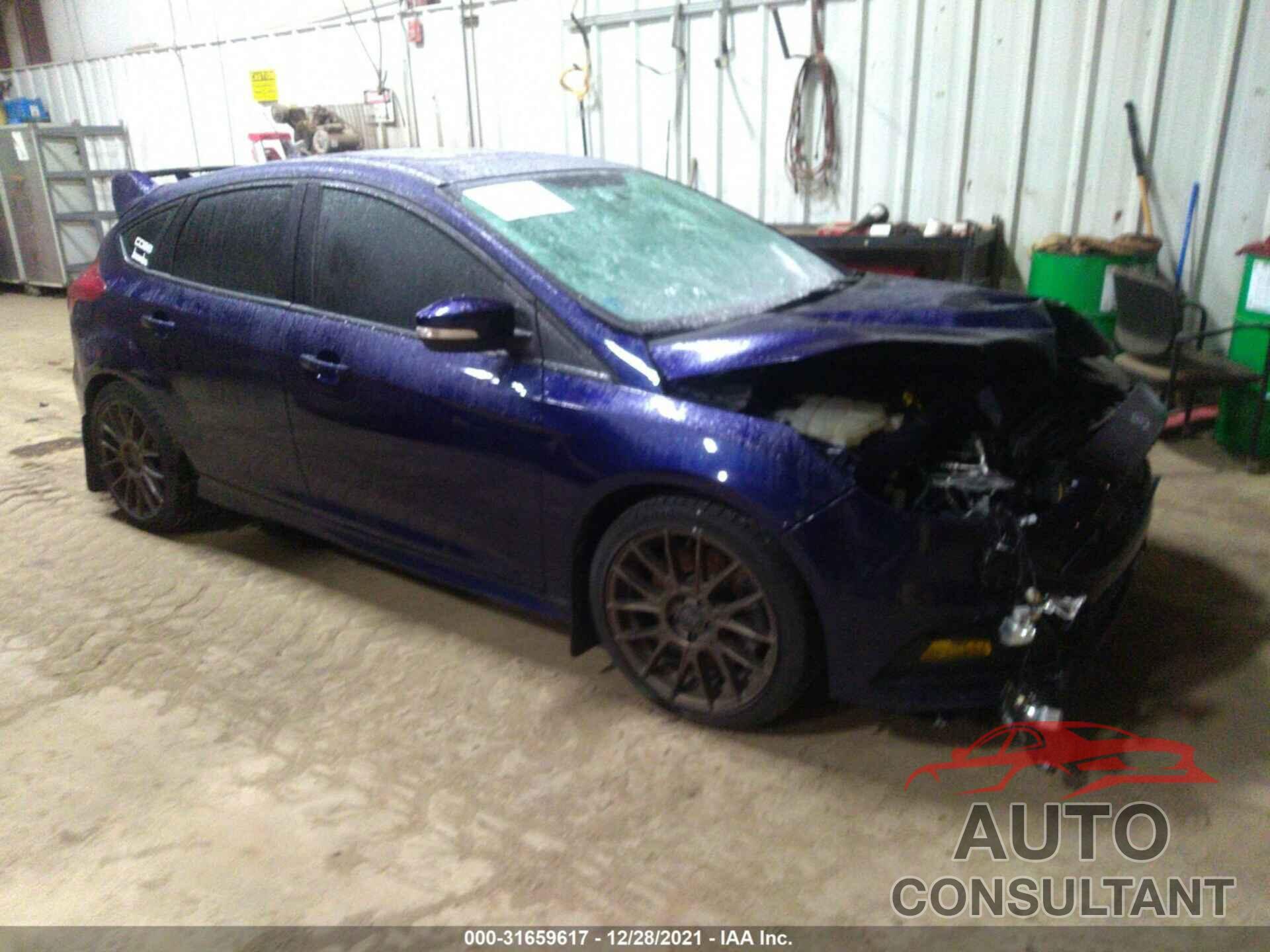 FORD FOCUS 2017 - 1FADP3L90HL270130