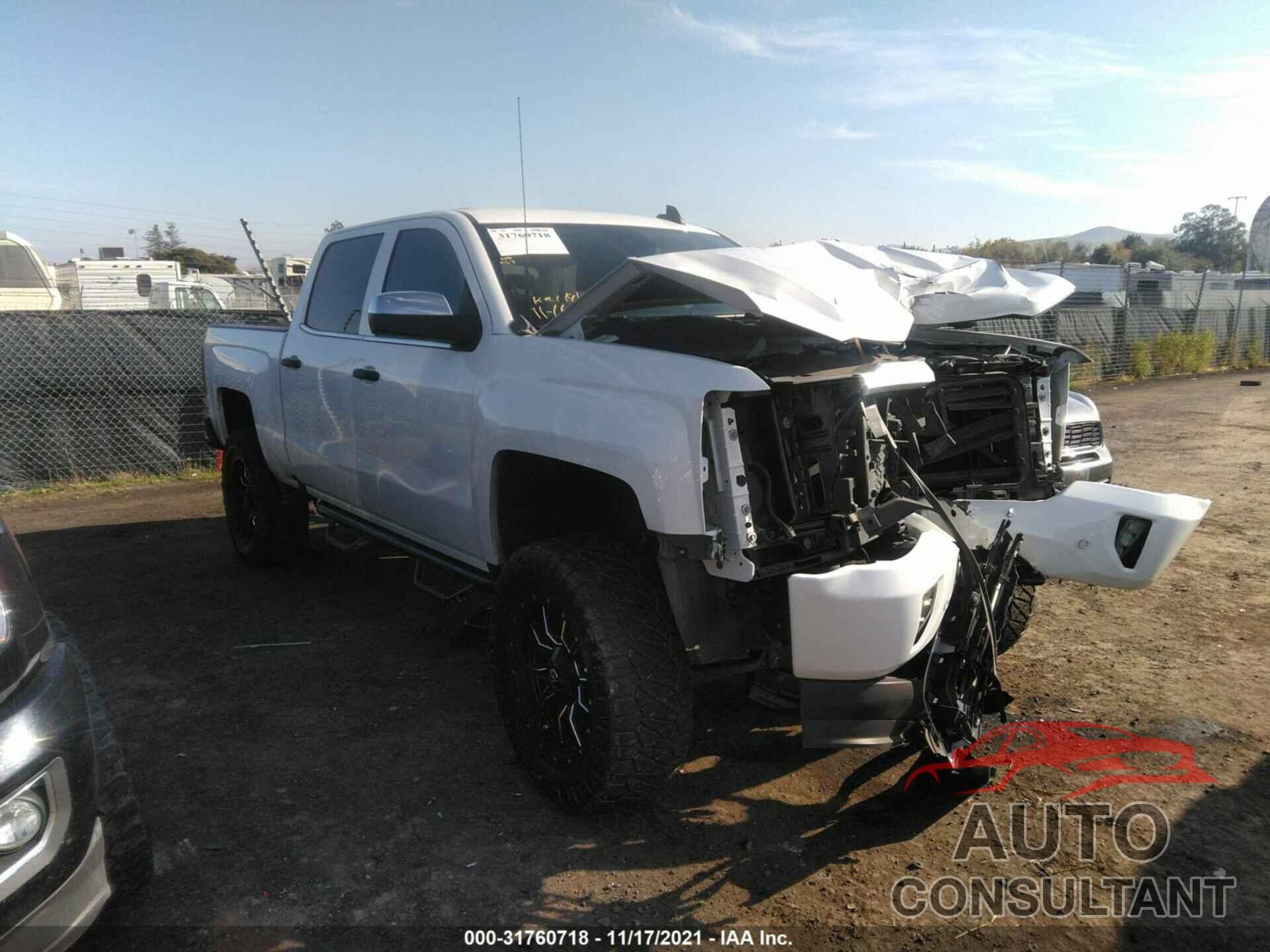 CHEVROLET SILVERADO 1500 2018 - 3GCUKSEC4JG426877