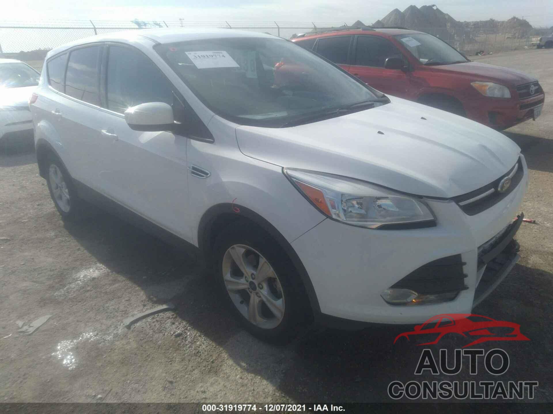 FORD ESCAPE 2016 - 1FMCU0GX1GUC01859