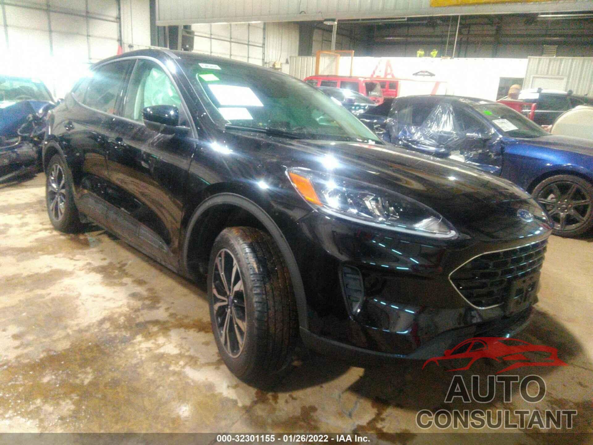 FORD ESCAPE 2021 - 1FMCU9BZ3MUB06387