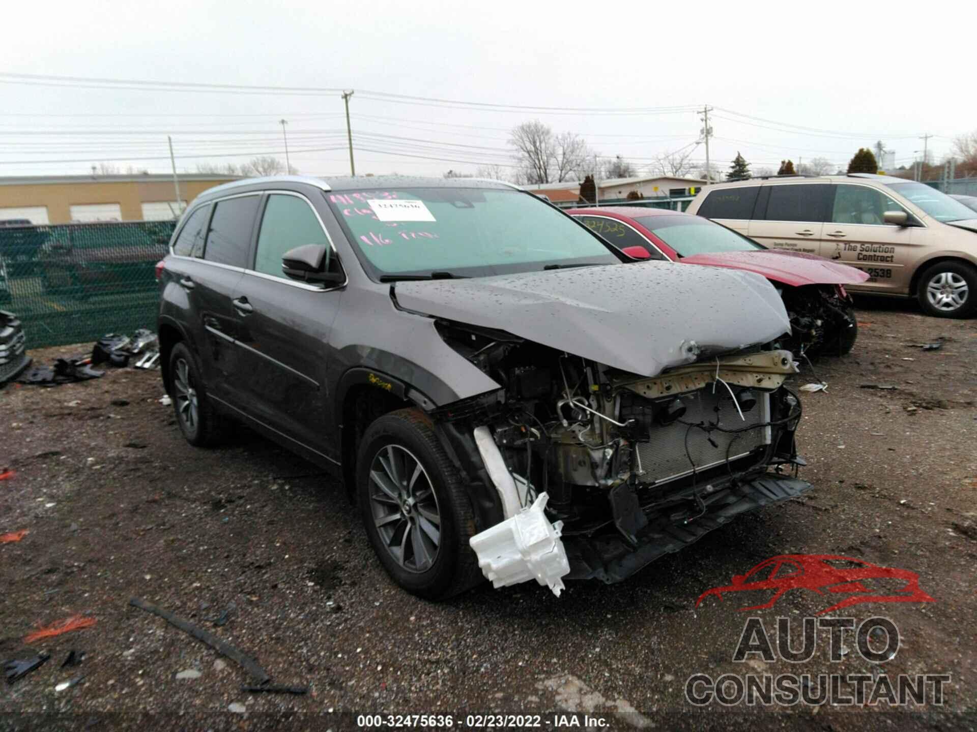 TOYOTA HIGHLANDER 2018 - 5TDJZRFH3JS547449