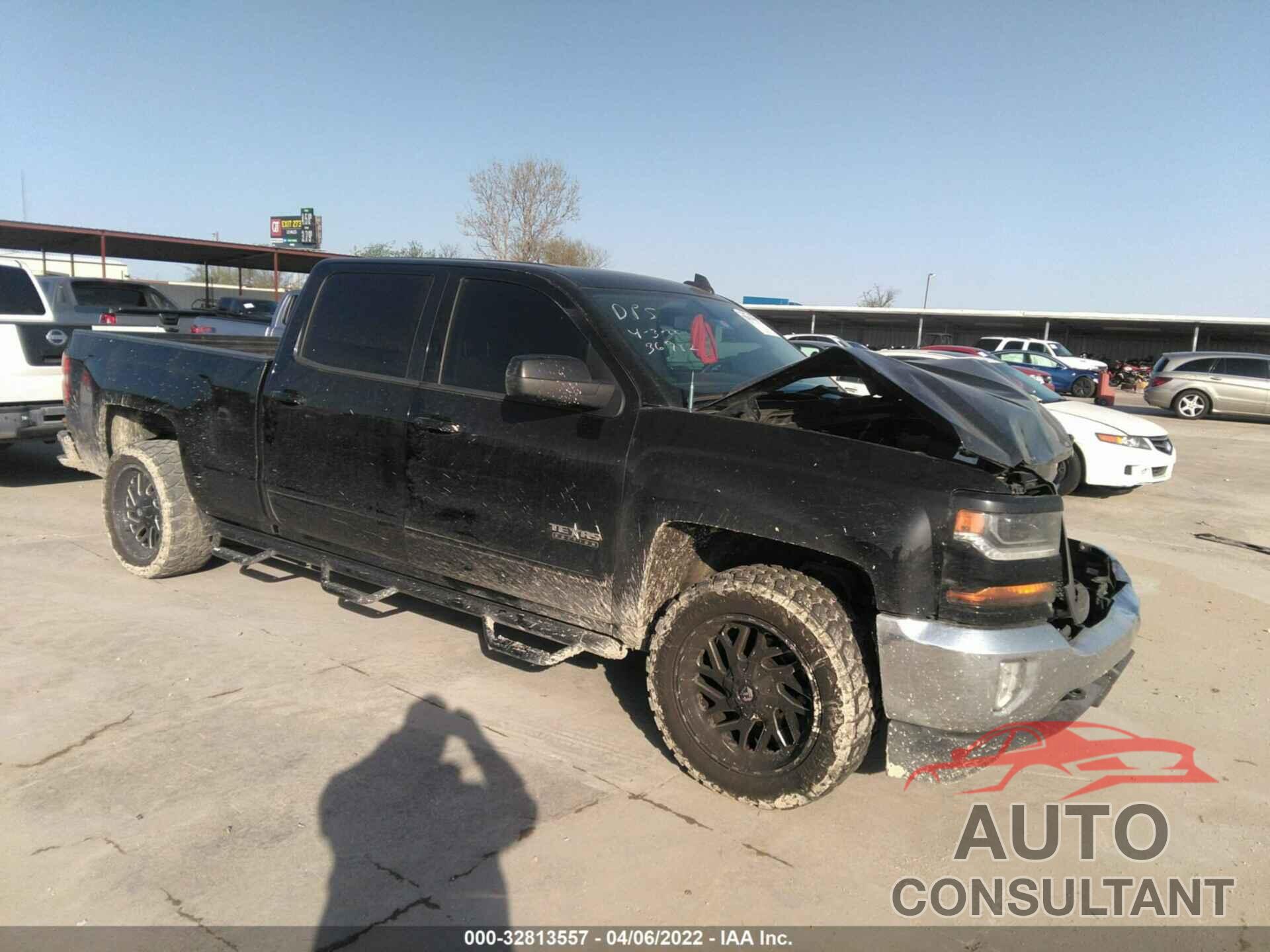 CHEVROLET SILVERADO 1500 2017 - 1GCUKREC8HF158453