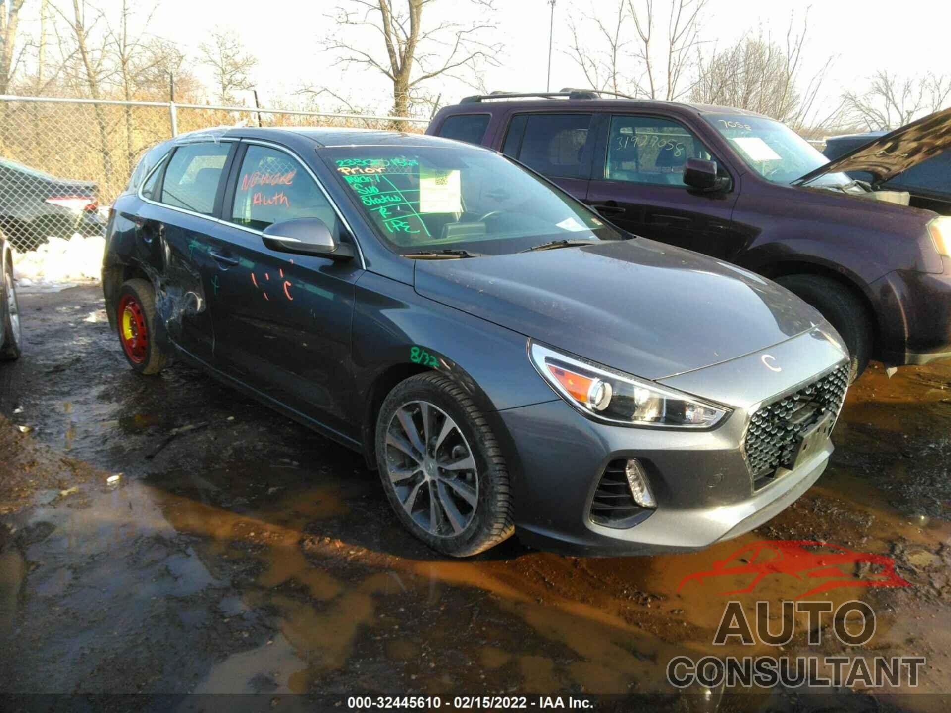 HYUNDAI ELANTRA GT 2018 - KMHH35LE5JU011659