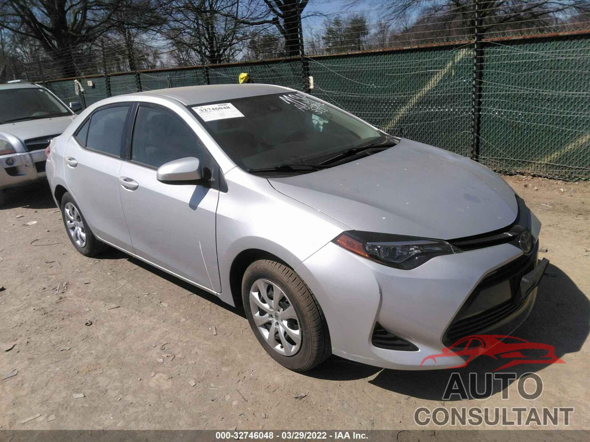 TOYOTA COROLLA 2018 - 2T1BURHE2JC965273