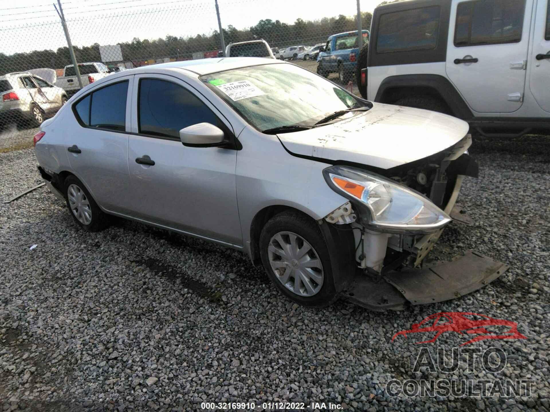 NISSAN VERSA 2016 - 3N1CN7APXGL888341