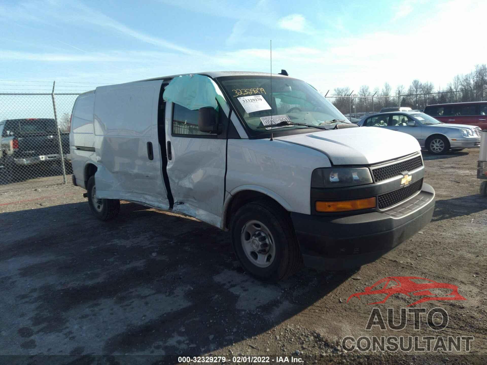 CHEVROLET EXPRESS CARGO VAN 2019 - 1GCWGAFG9K1328353