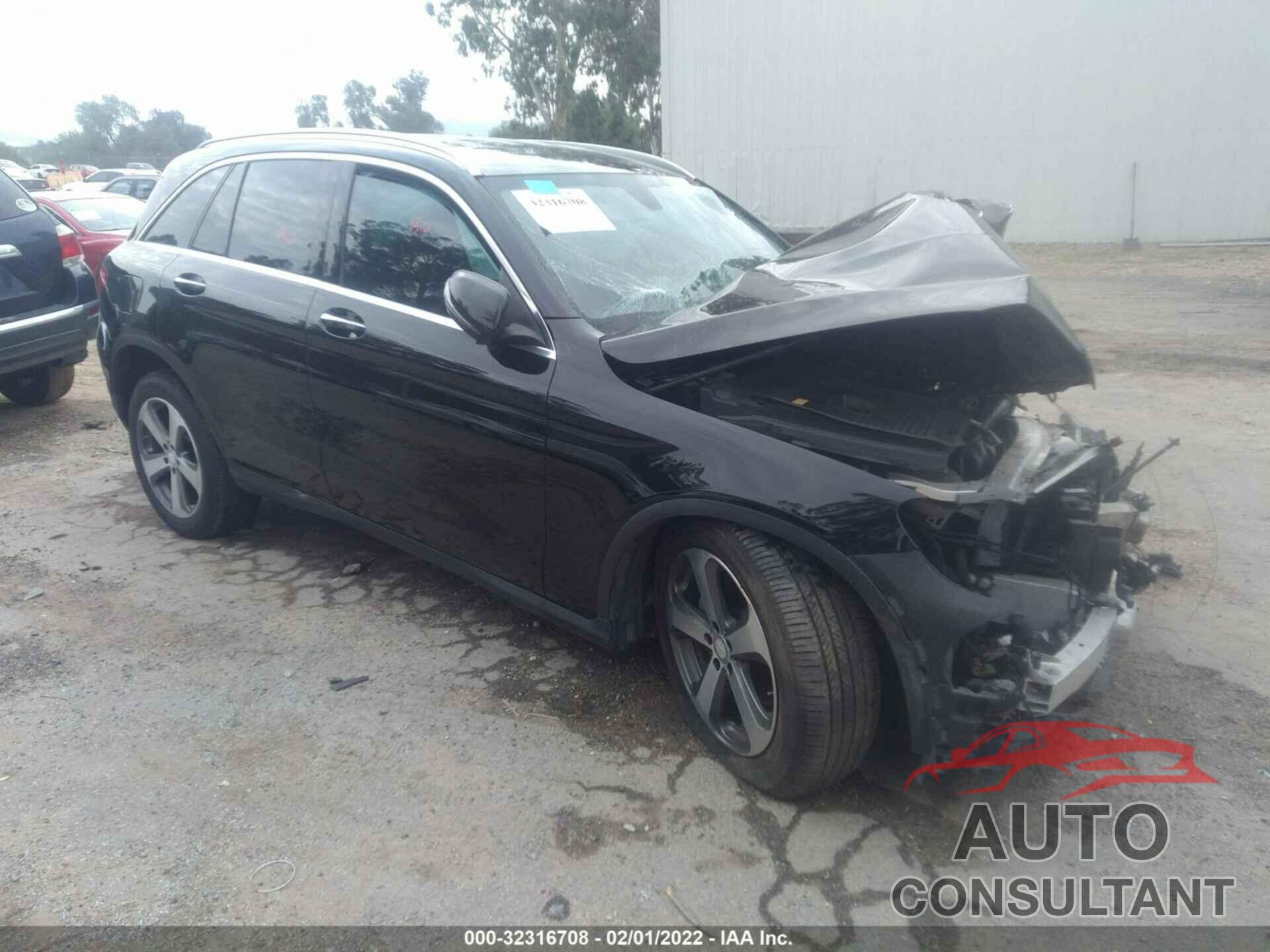 MERCEDES-BENZ GLC 2016 - WDC0G4JB9GF033275