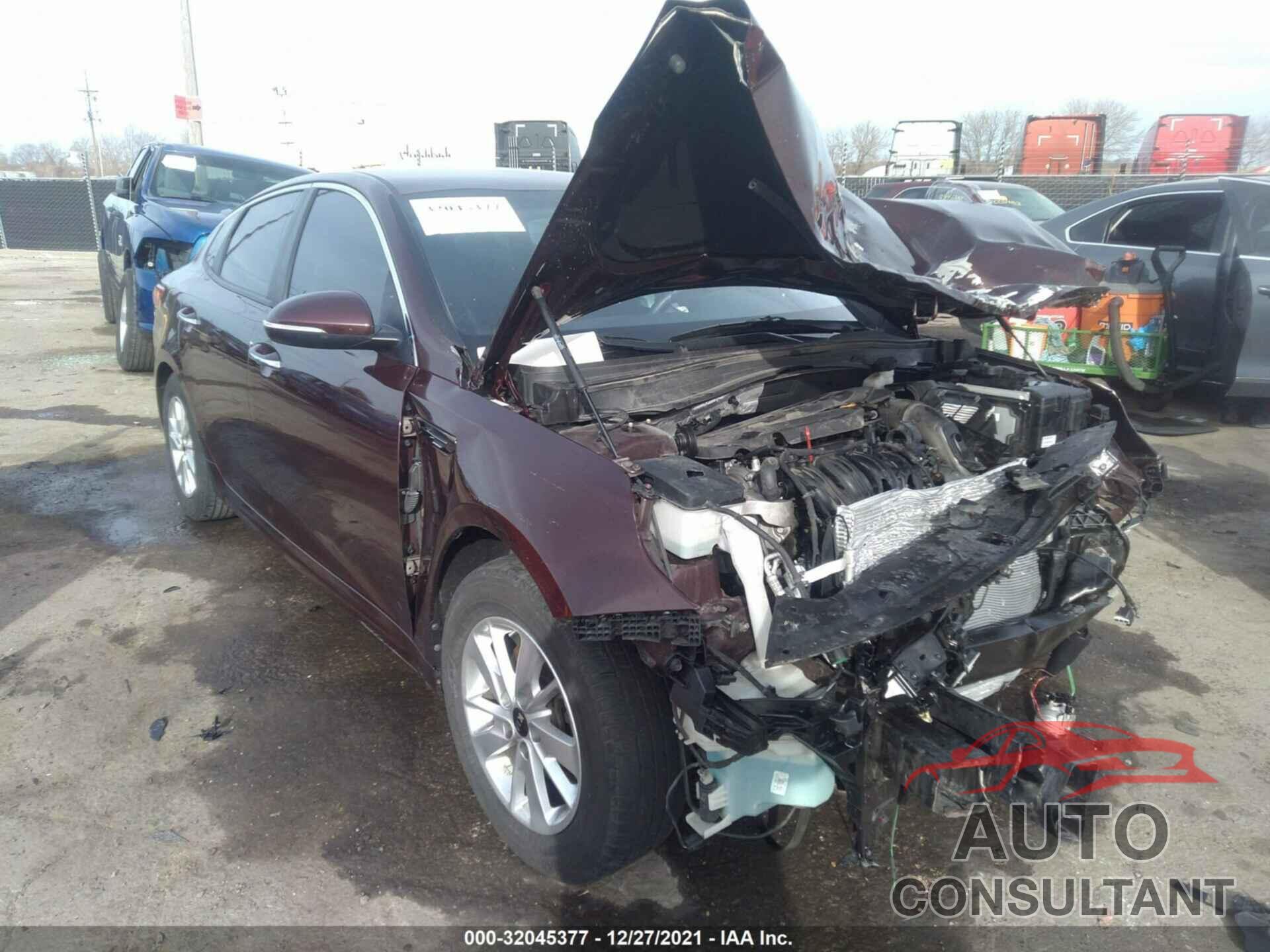 KIA OPTIMA 2017 - 5XXGT4L38HG166568