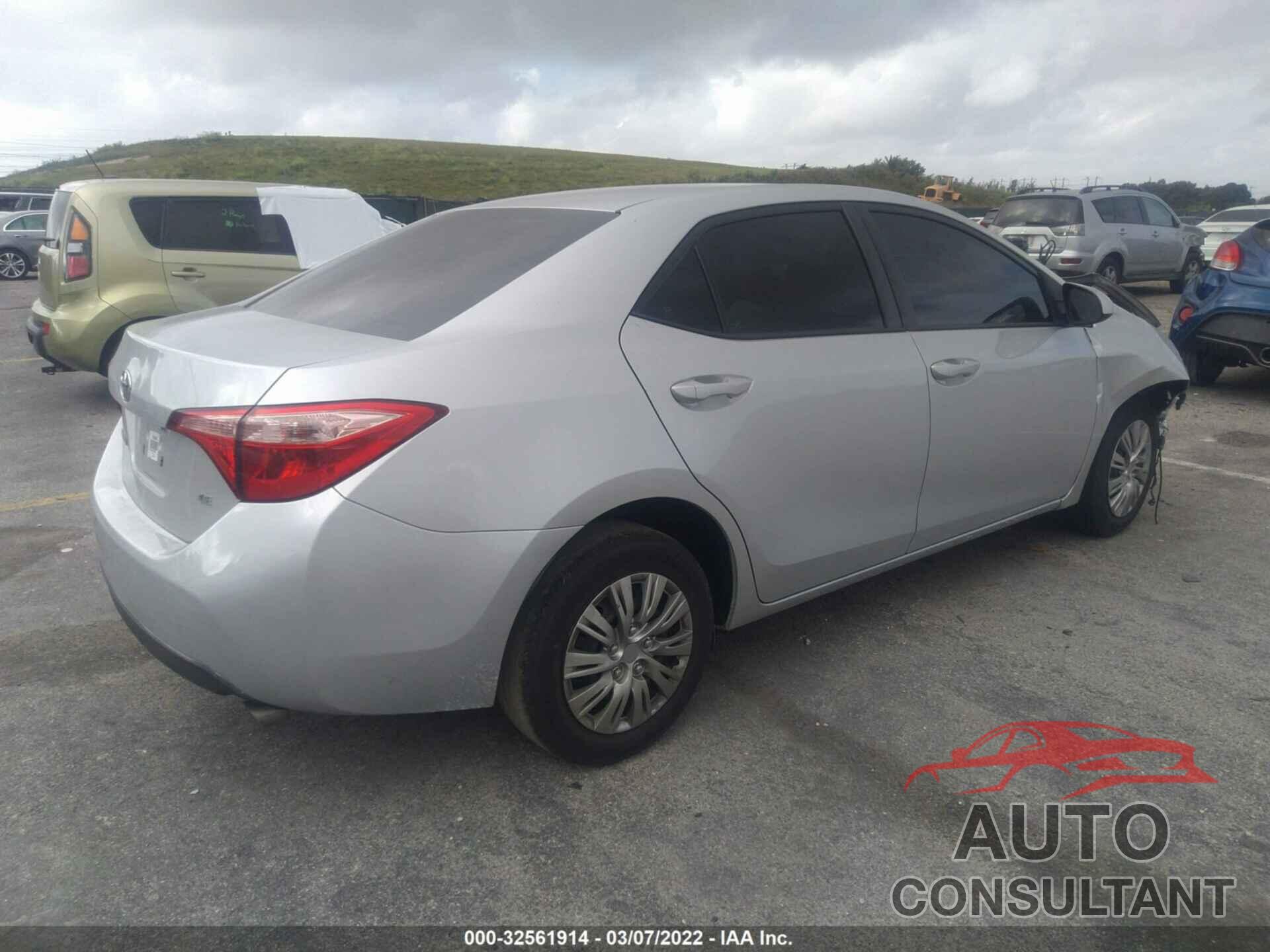 TOYOTA COROLLA 2018 - 5YFBURHE7JP844464