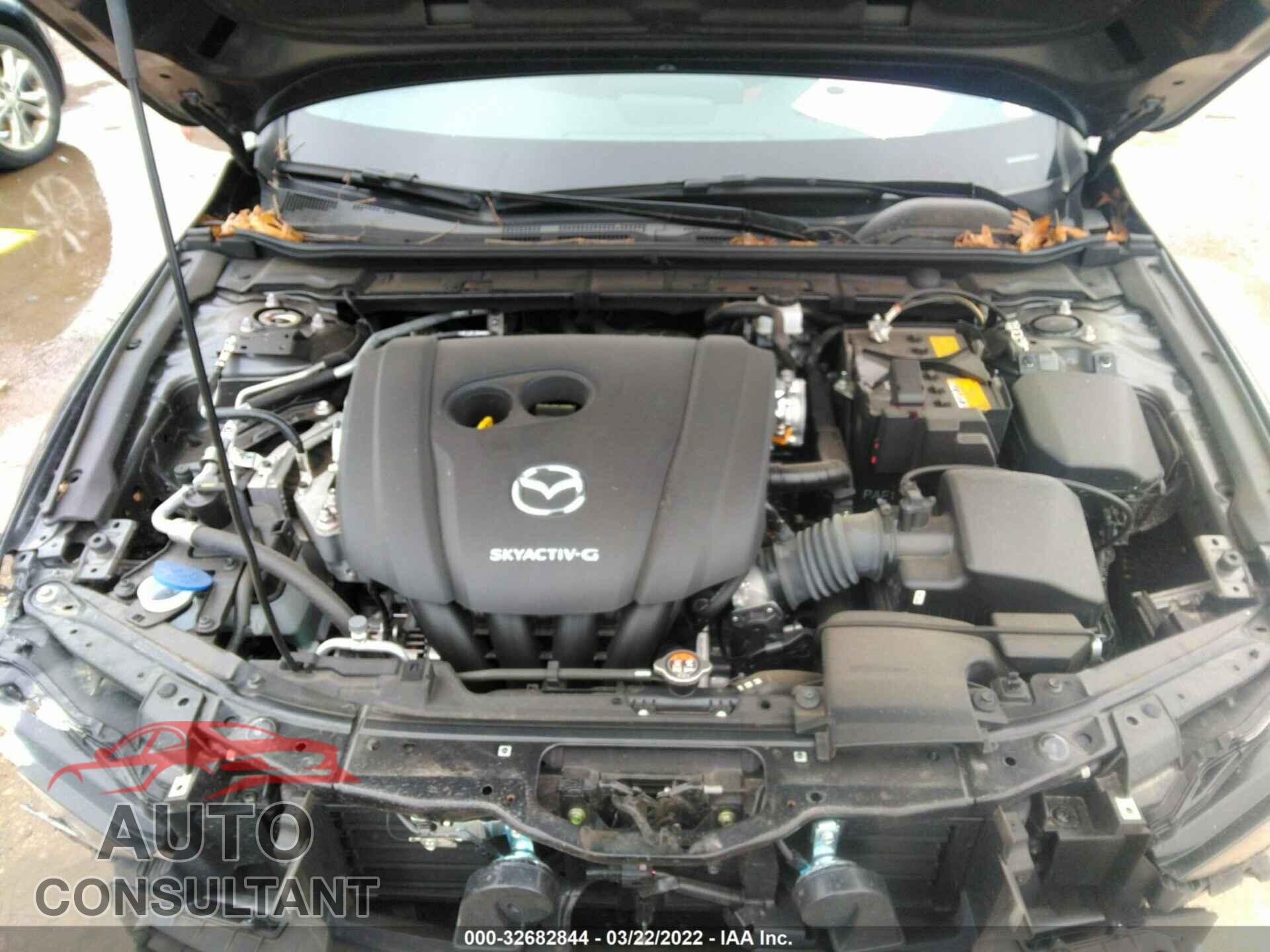 MAZDA MAZDA3 HATCHBACK 2020 - JM1BPANM0L1158634