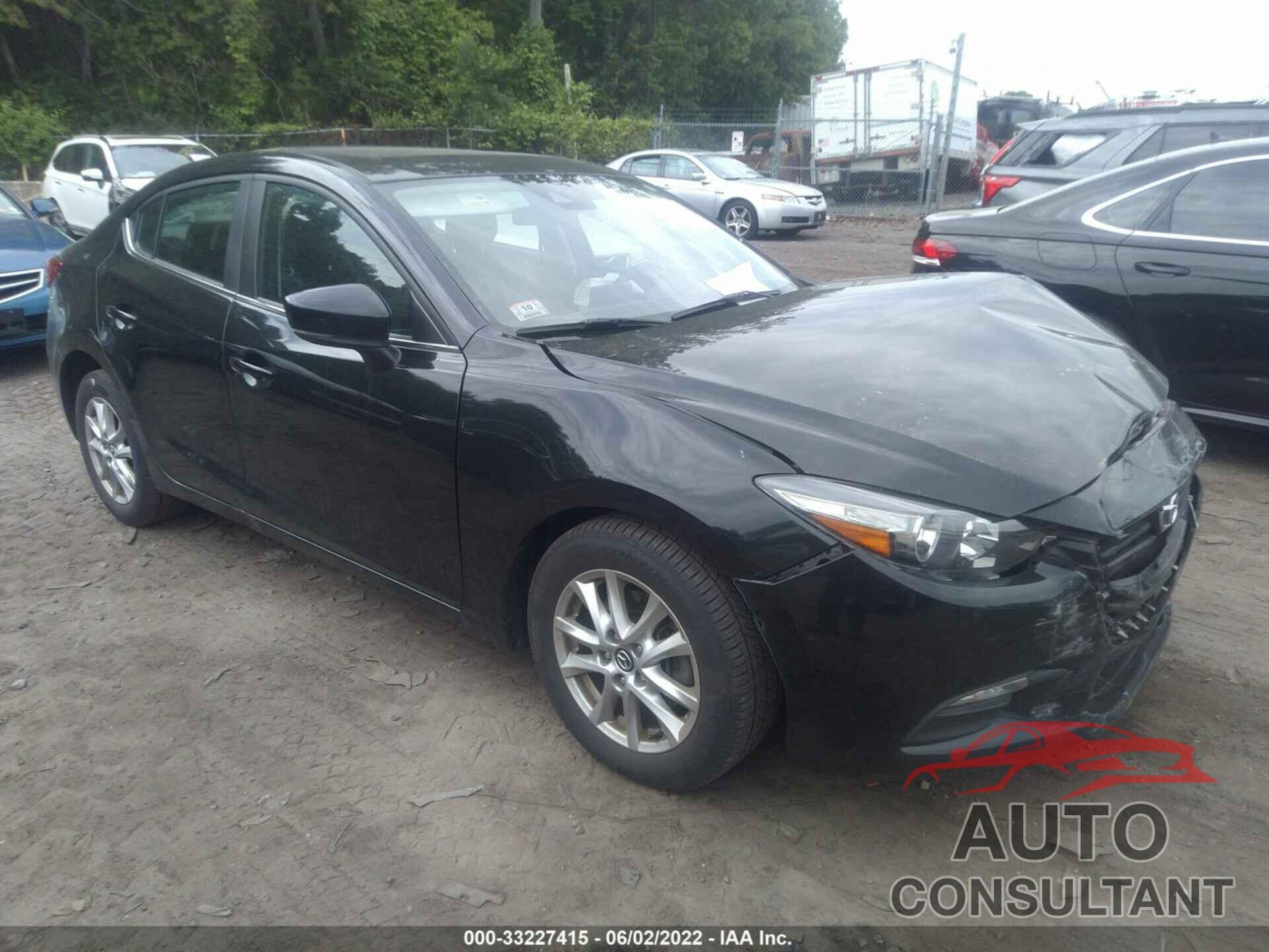 MAZDA MAZDA3 4-DOOR 2018 - 3MZBN1U7XJM194894