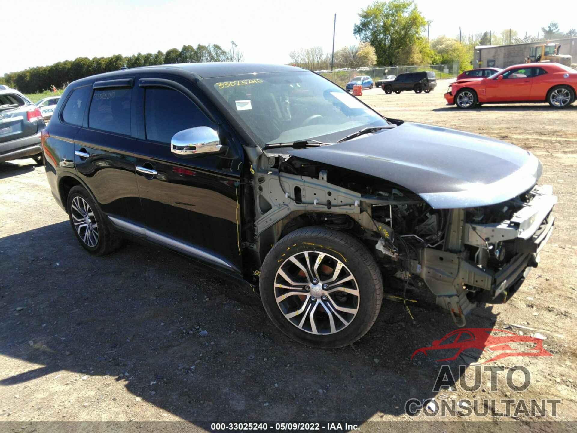 MITSUBISHI OUTLANDER 2018 - JA4AD2A33JZ017797