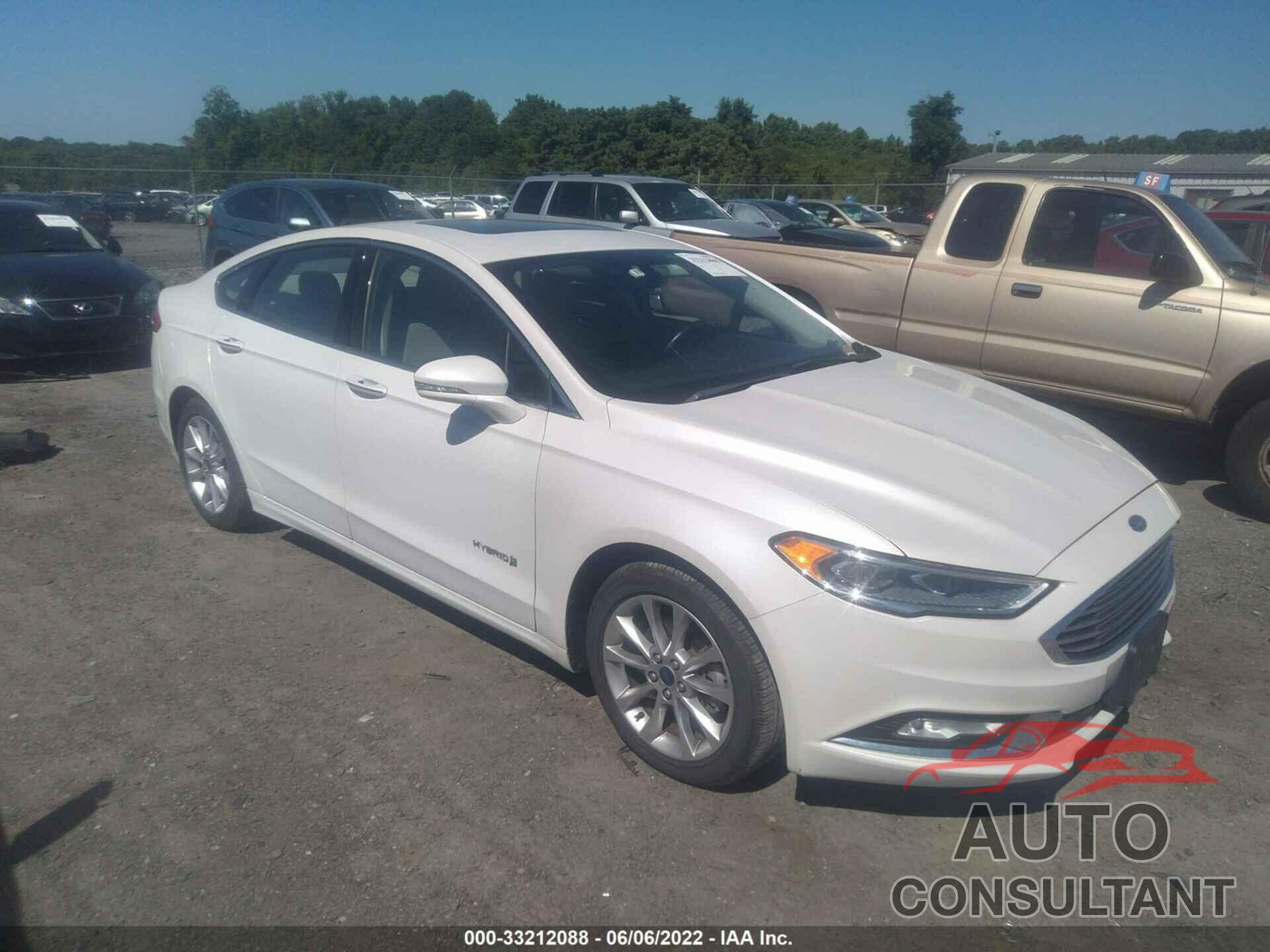 FORD FUSION 2017 - 3FA6P0LU3HR103483