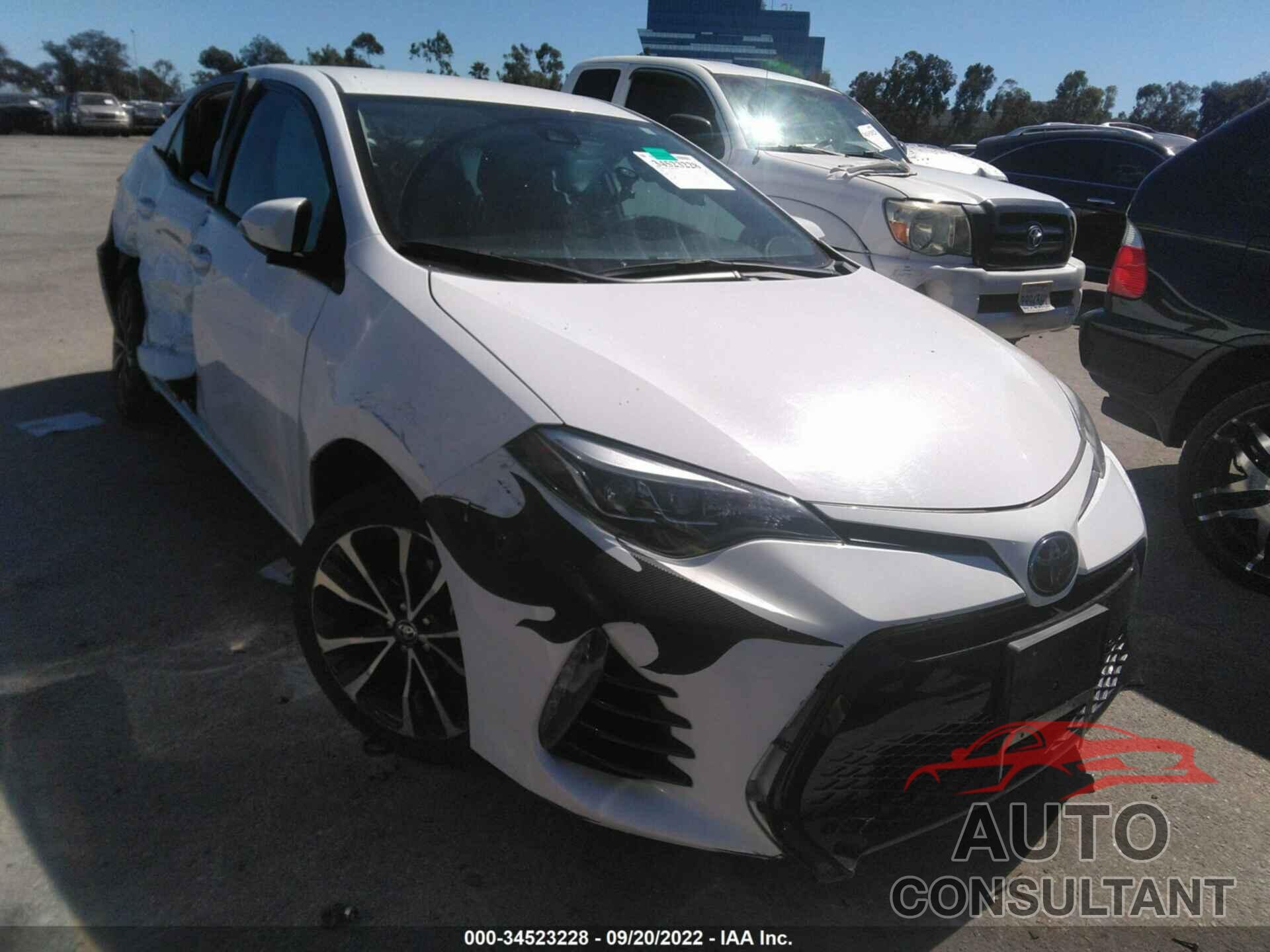 TOYOTA COROLLA 2018 - 2T1BURHE4JC019255
