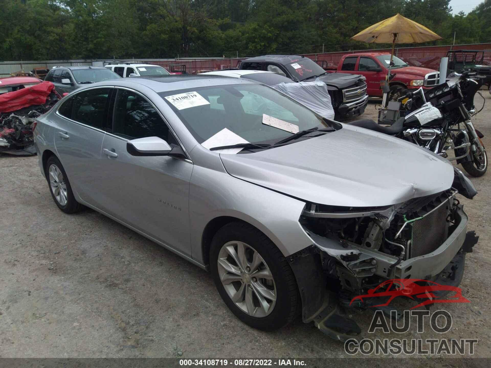 CHEVROLET MALIBU 2020 - 1G1ZD5STXLF090901