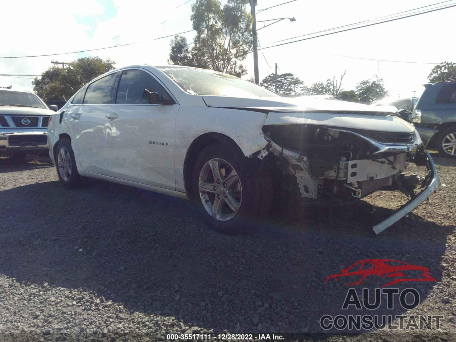 CHEVROLET MALIBU 2020 - 1G1ZB5ST6LF135189