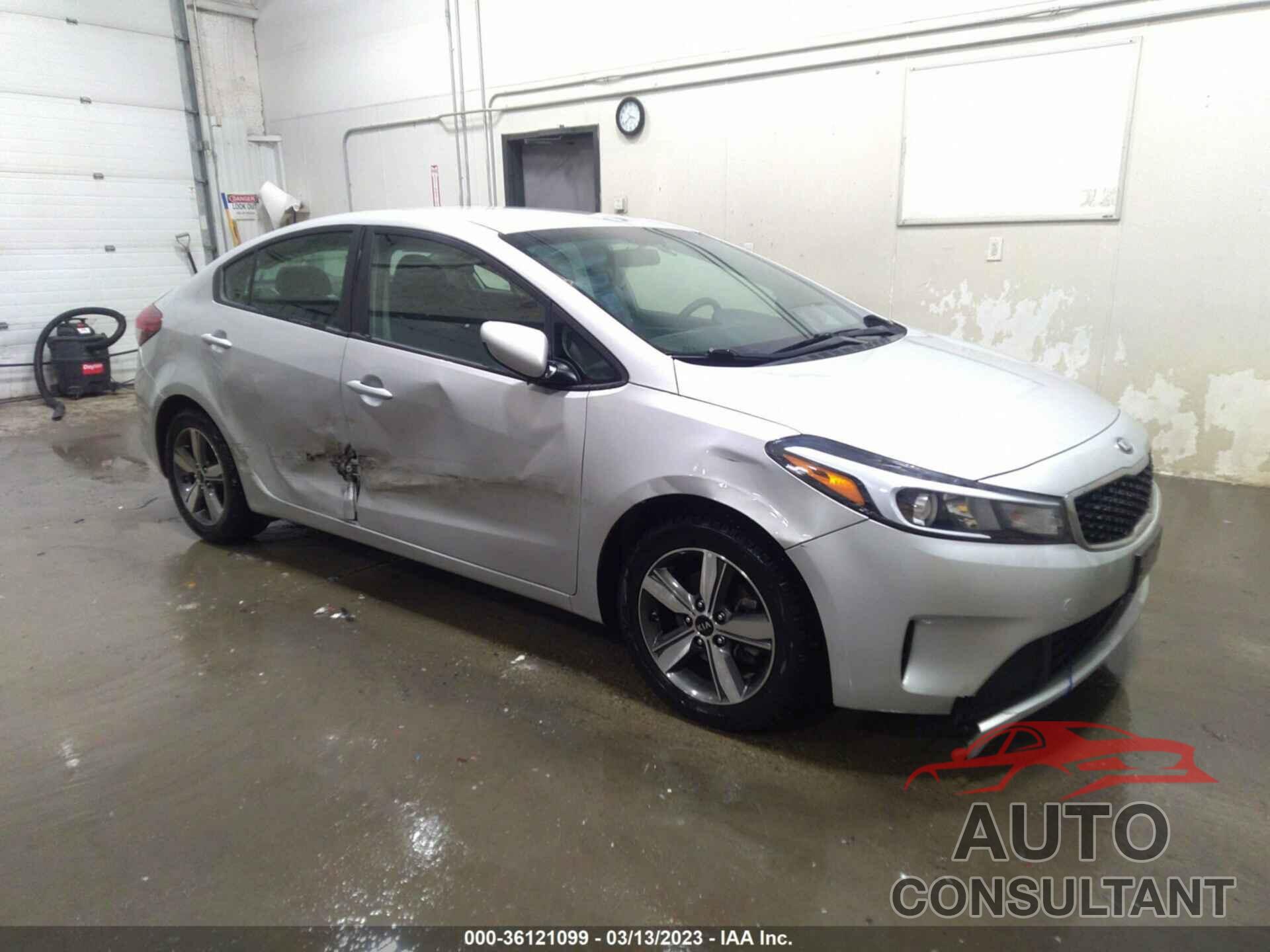 KIA FORTE 2018 - 3KPFL4A77JE213671