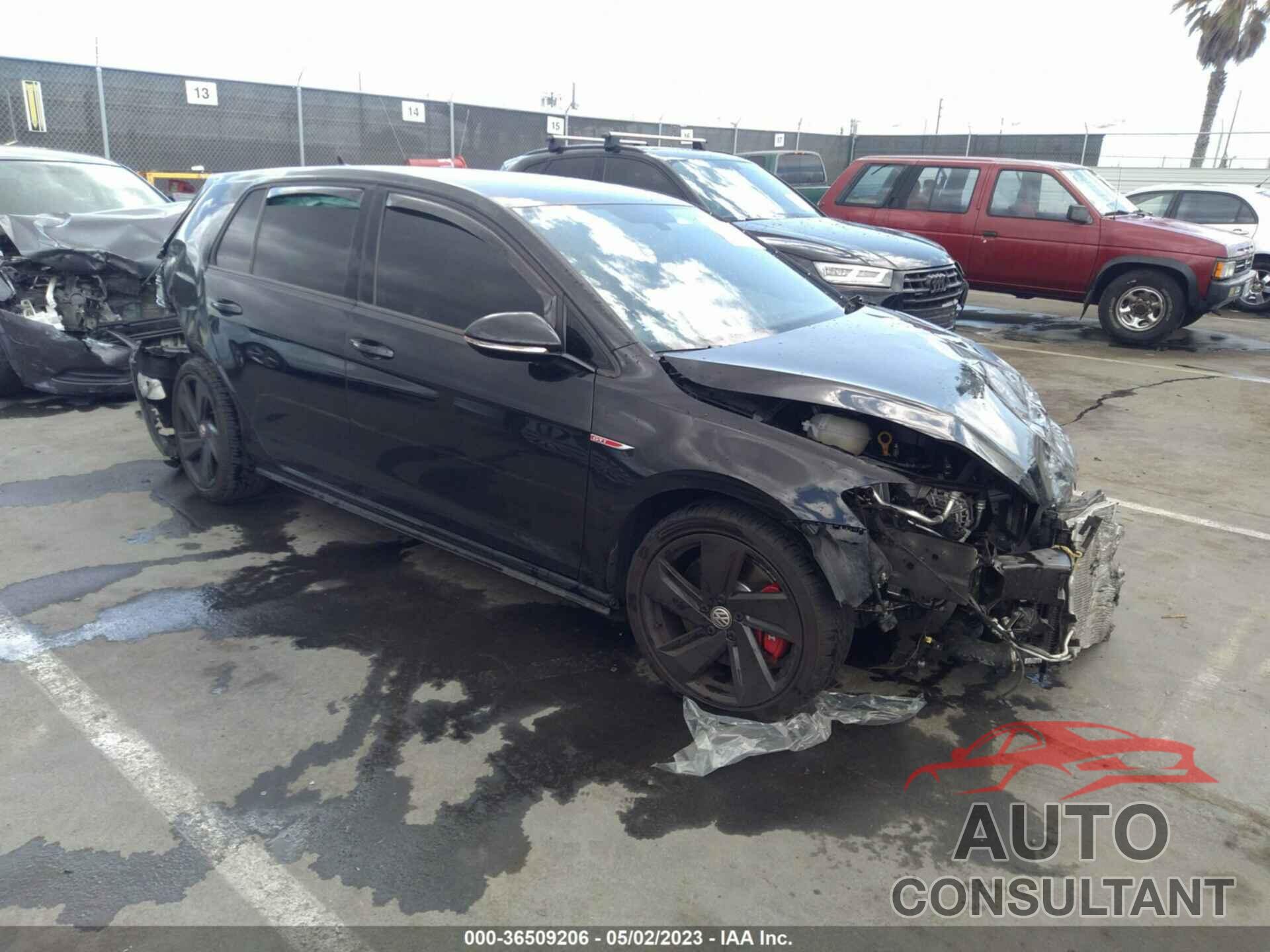 VOLKSWAGEN GOLF GTI 2020 - 3VW6T7AU6LM001759