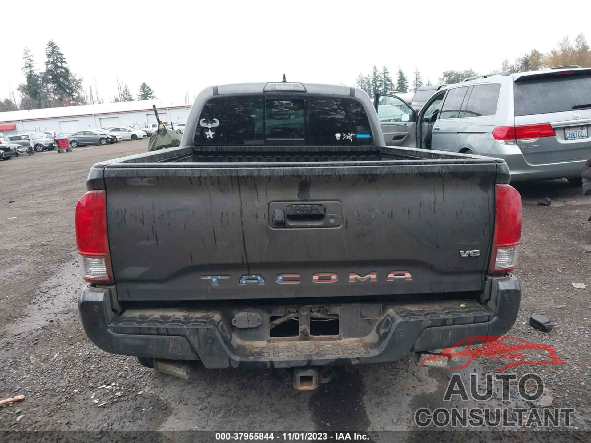 TOYOTA TACOMA 2017 - 3TMDZ5BN2HM032776