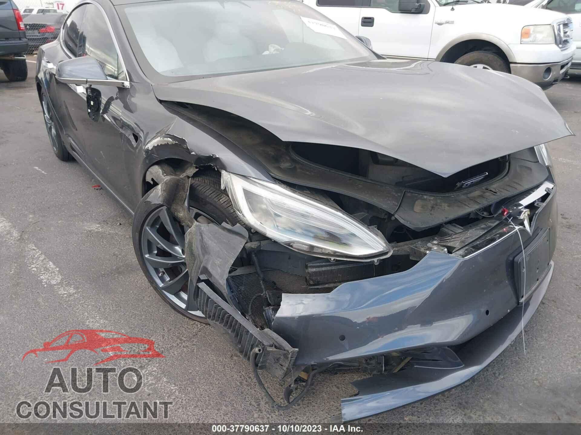 TESLA MODEL S 2017 - 5YJSA1E25HF209611