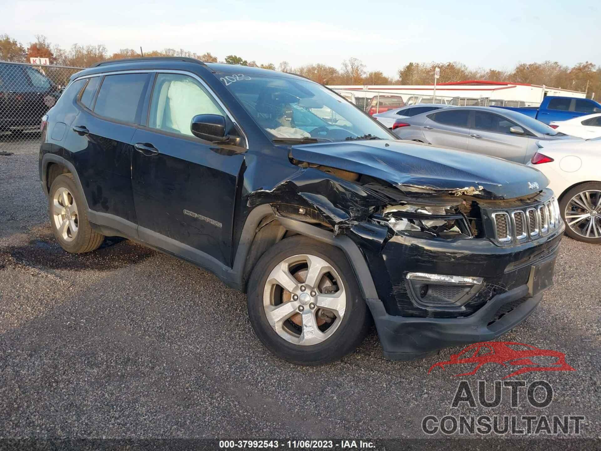 JEEP COMPASS 2018 - 3C4NJDBB1JT178125