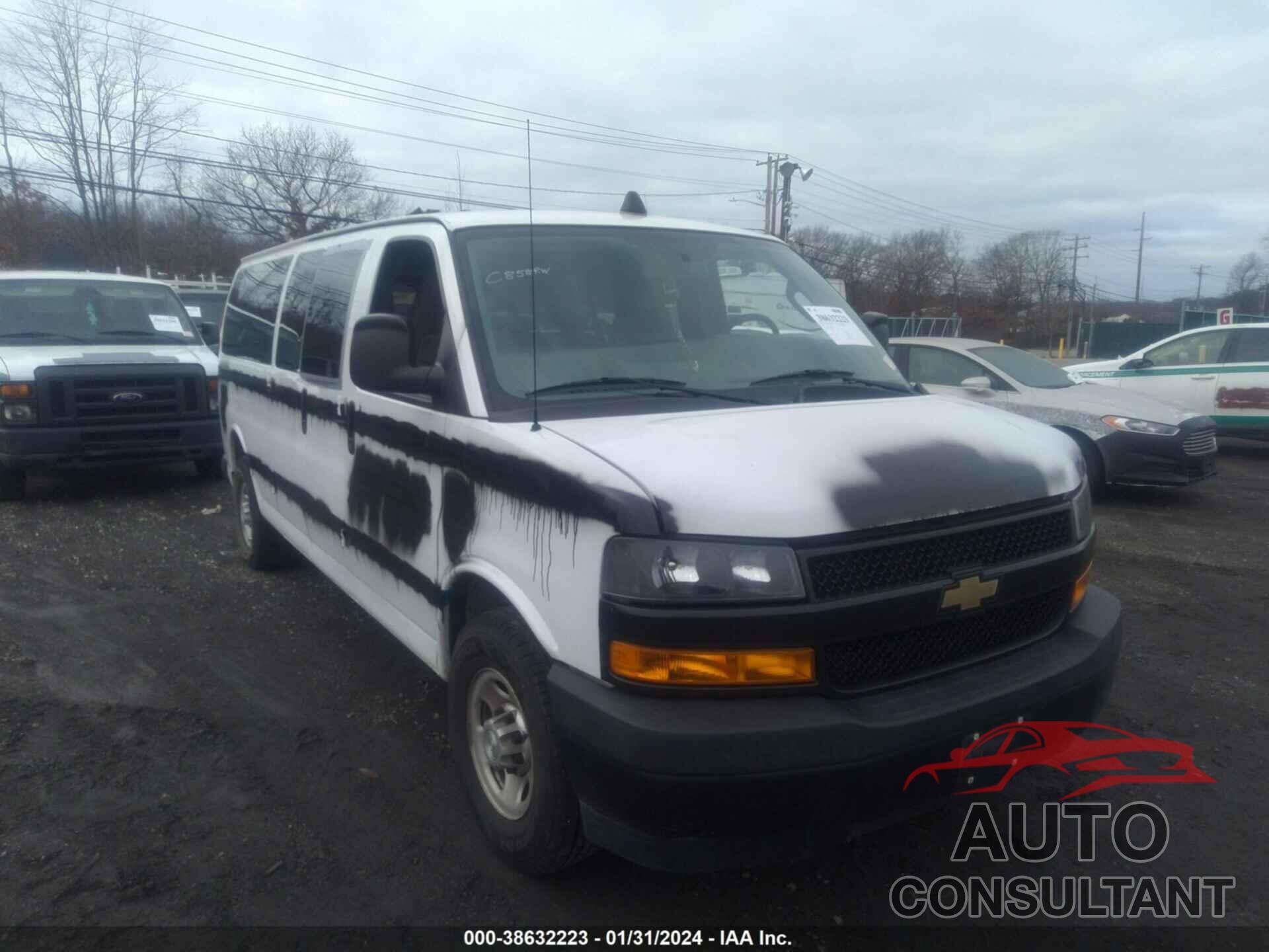 CHEVROLET EXPRESS G3500 2018 - 1GAZGNFG8J1278511