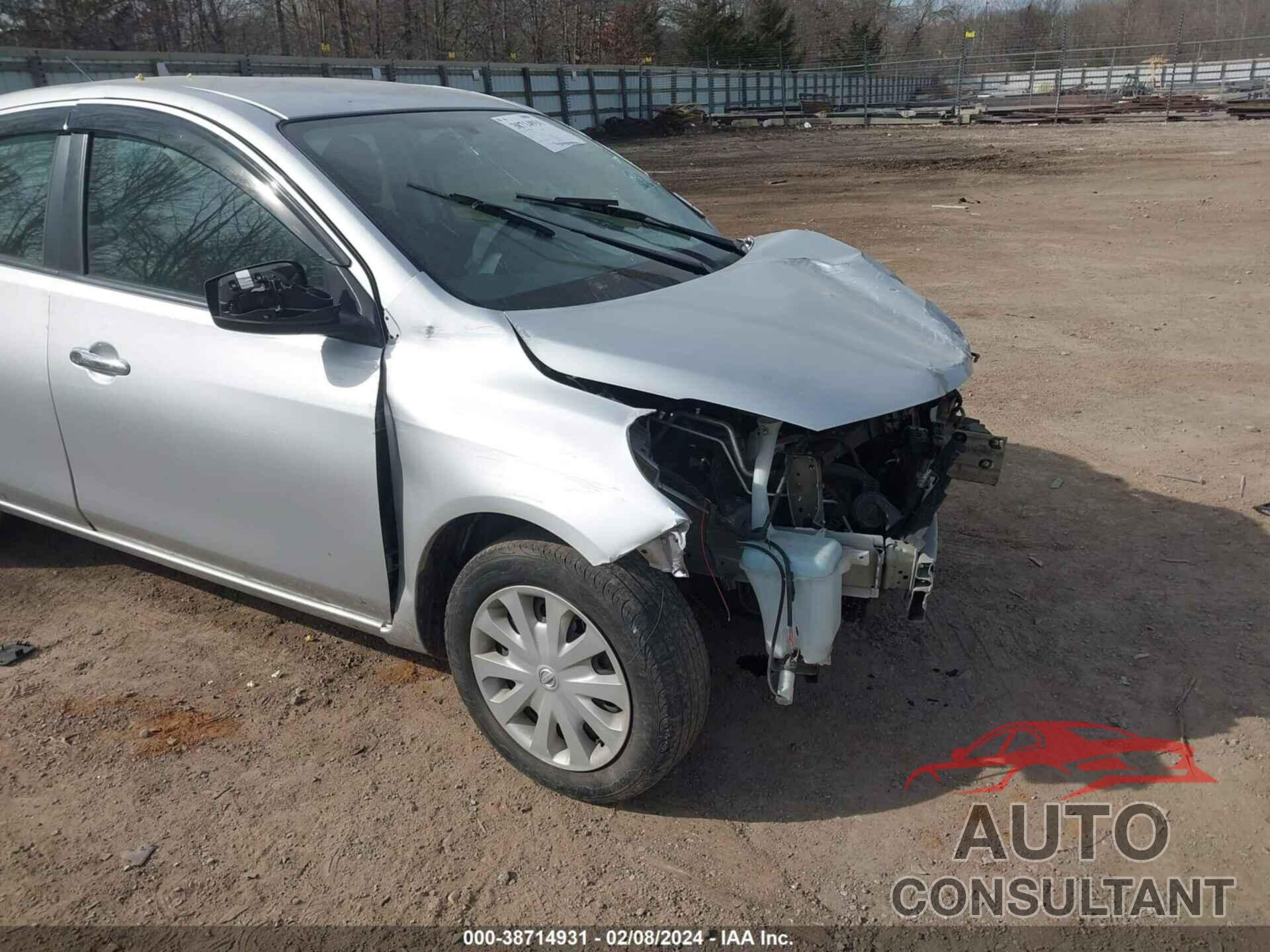 NISSAN VERSA 2019 - 3N1CN7AP8KL823531