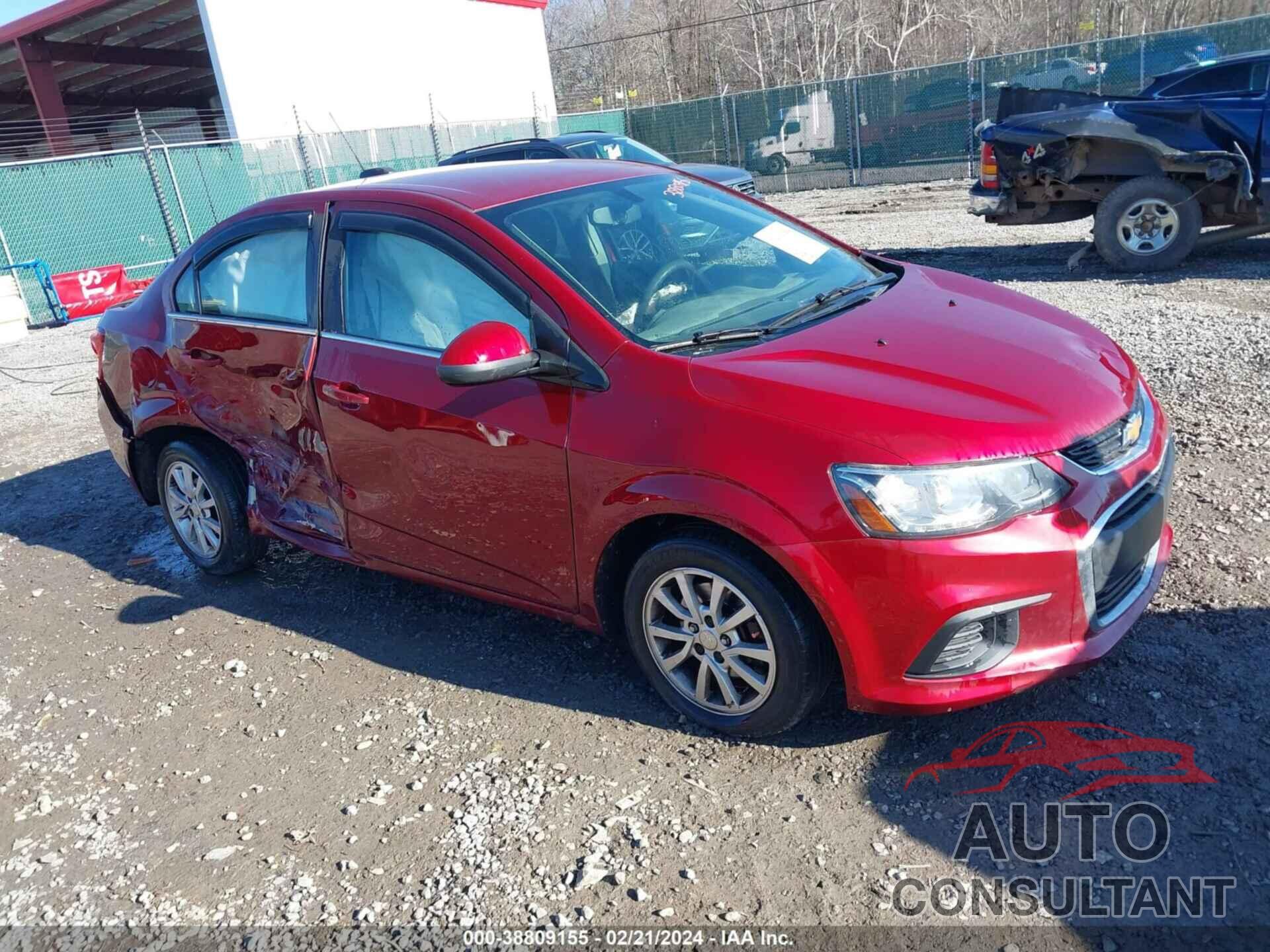 CHEVROLET SONIC 2017 - 1G1JD5SHXH4100385