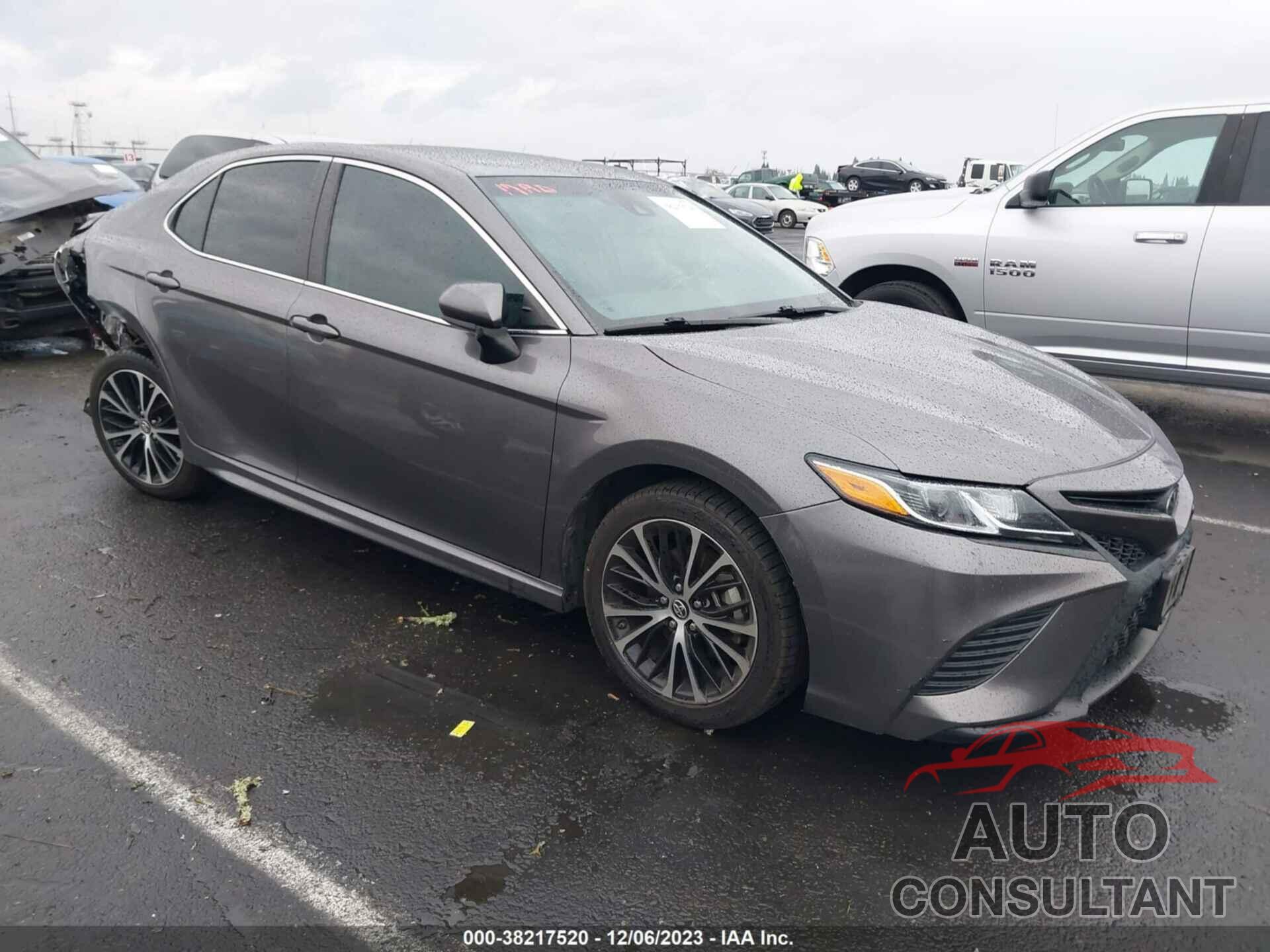 TOYOTA CAMRY 2019 - 4T1B11HK3KU218006