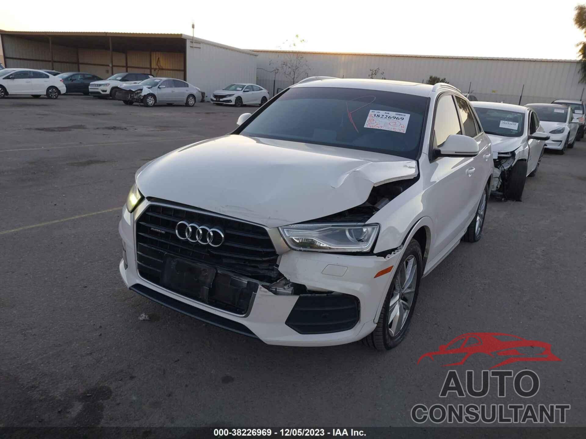 AUDI Q3 2017 - WA1ECCFS3HR002687