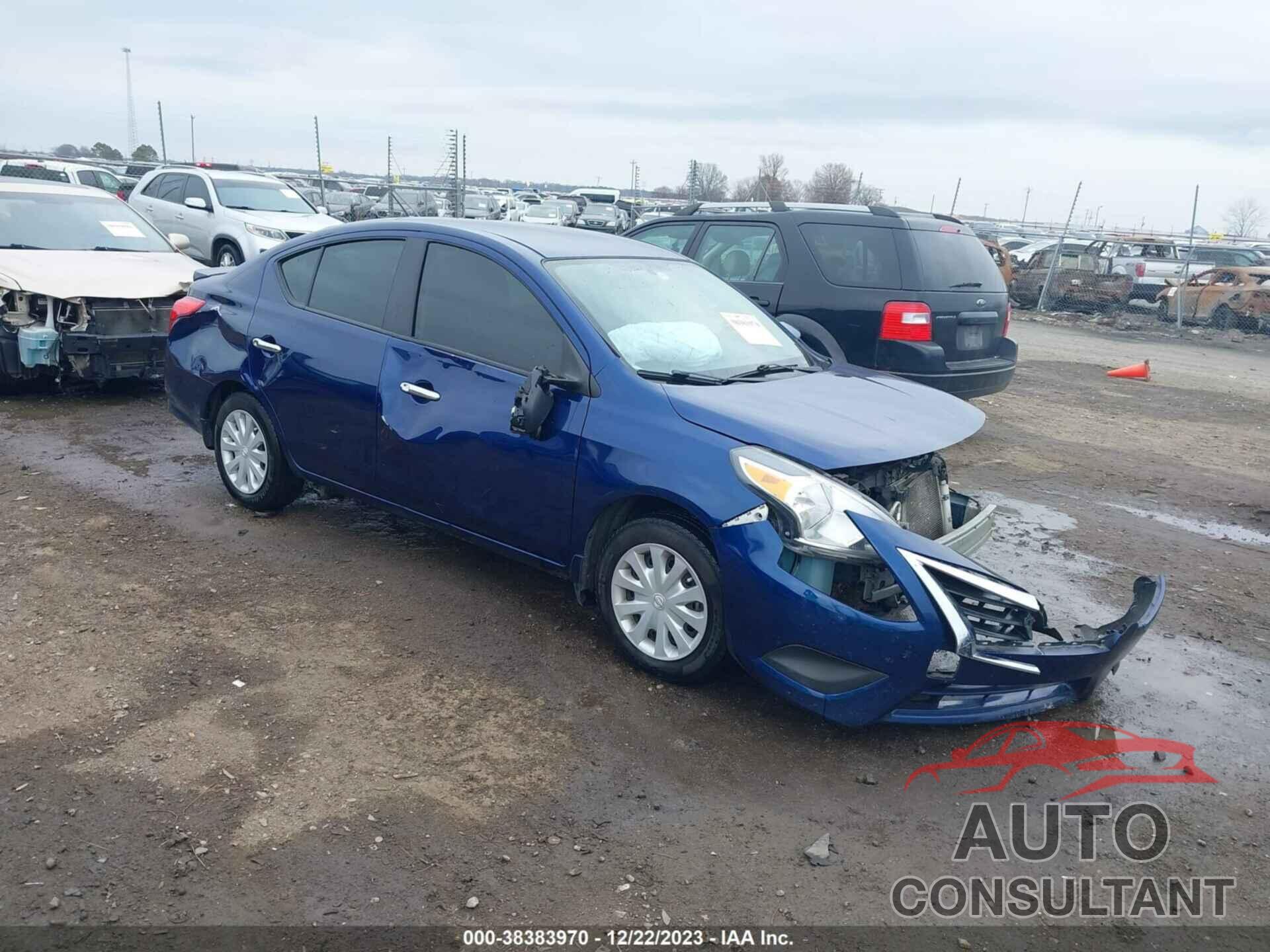 NISSAN VERSA 2019 - 3N1CN7AP7KL819096