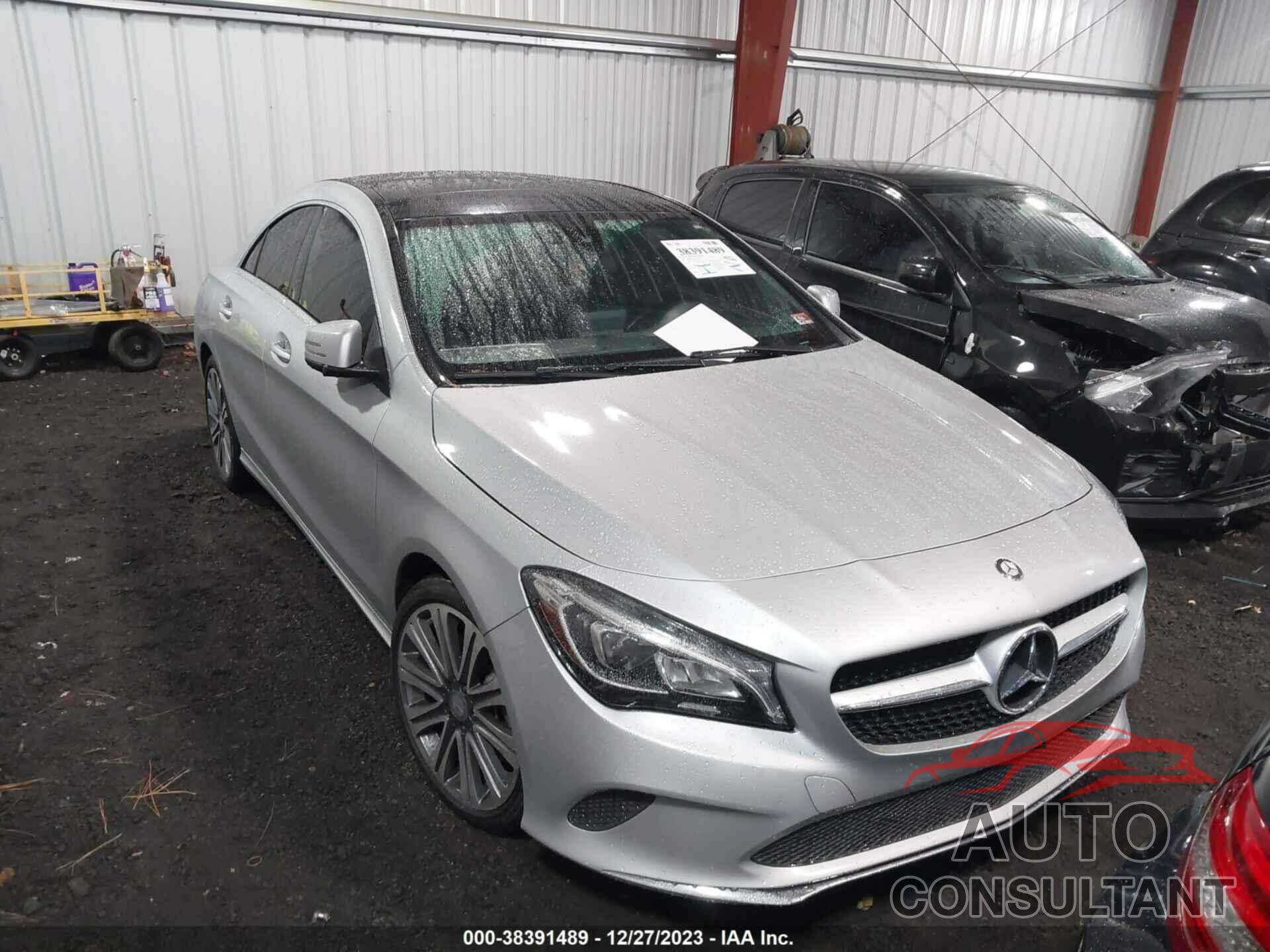 MERCEDES-BENZ CLA 250 2017 - WDDSJ4GB1HN406457