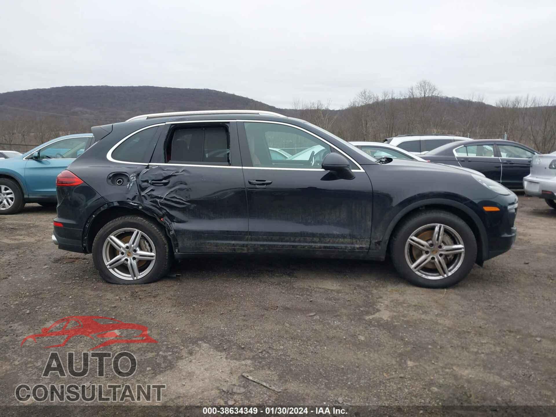 PORSCHE CAYENNE 2016 - WP1AB2A26GLA92331