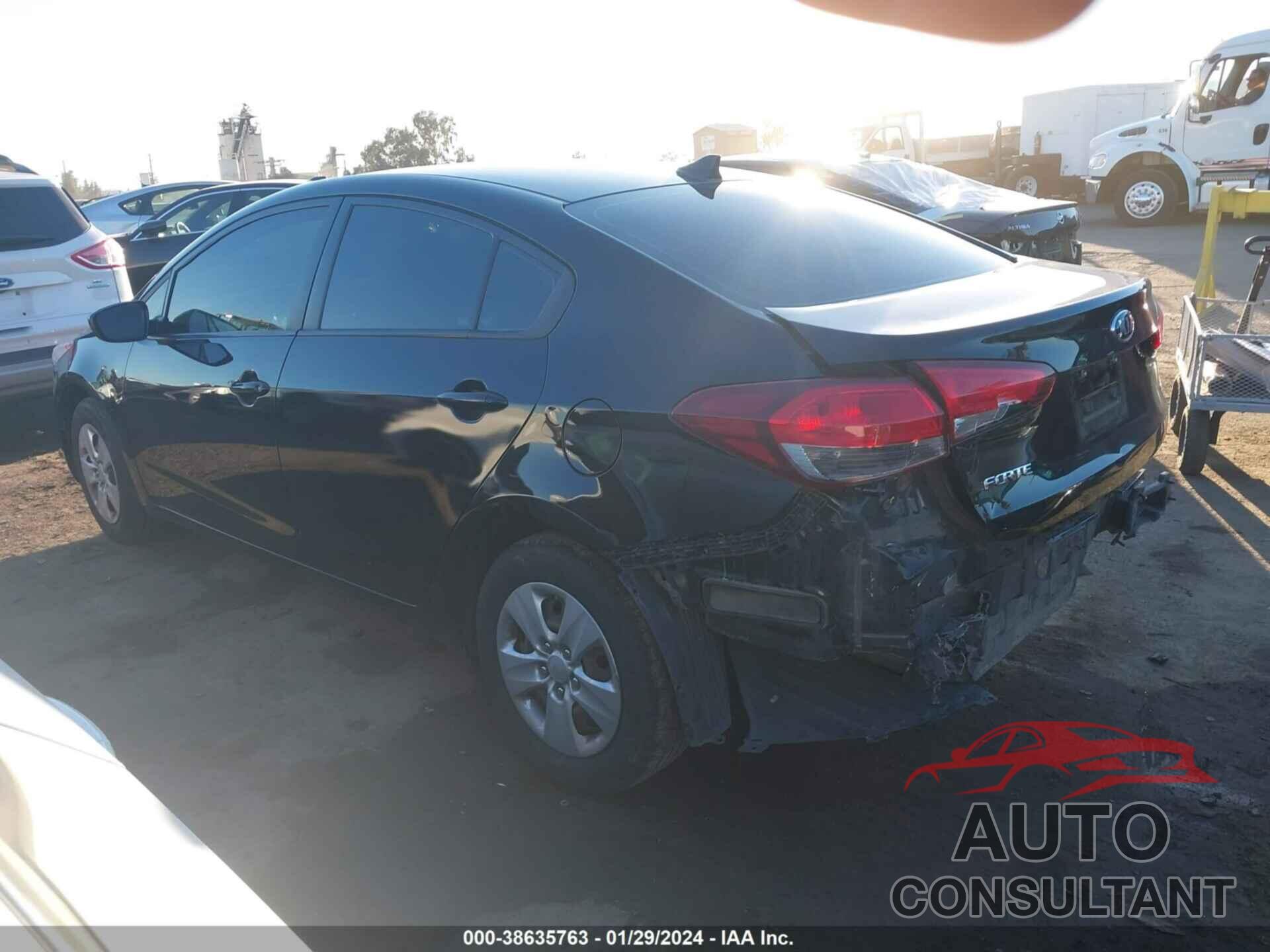 KIA FORTE 2018 - 3KPFK4A75JE224087