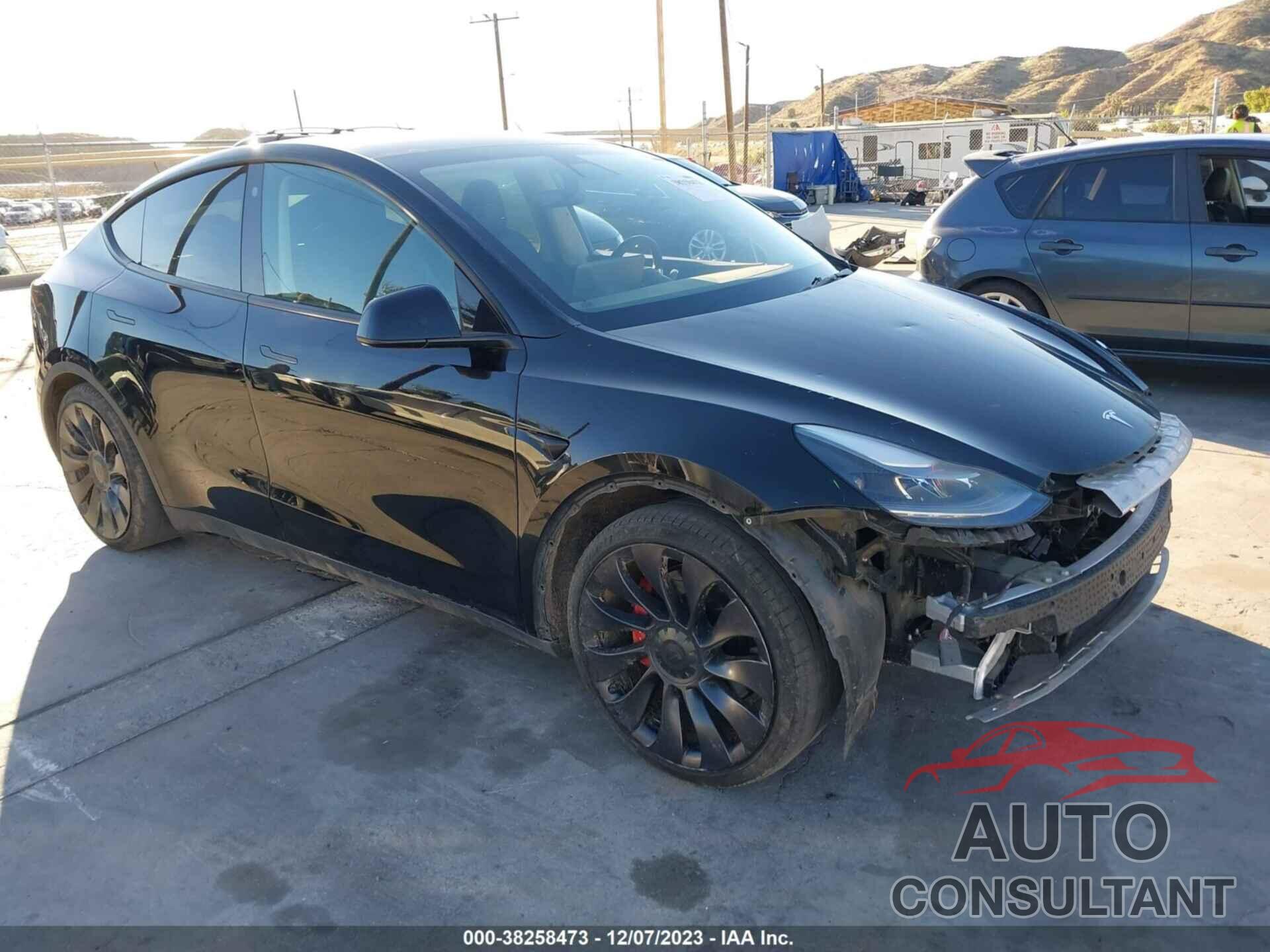 TESLA MODEL Y 2021 - 5YJYGDEF4MF298935