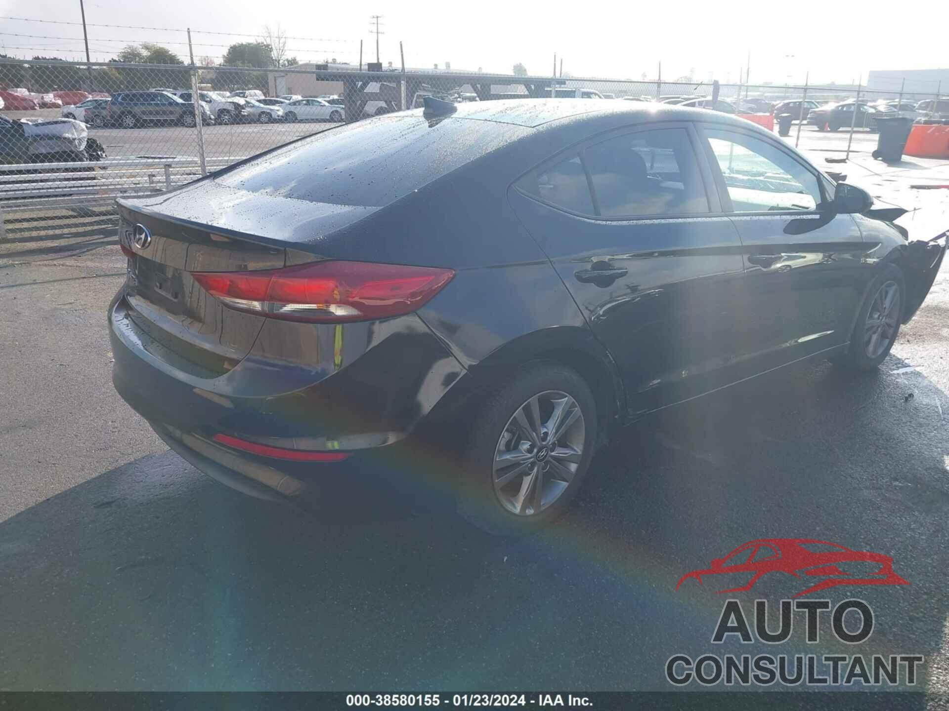 HYUNDAI ELANTRA 2018 - 5NPD84LF8JH392439