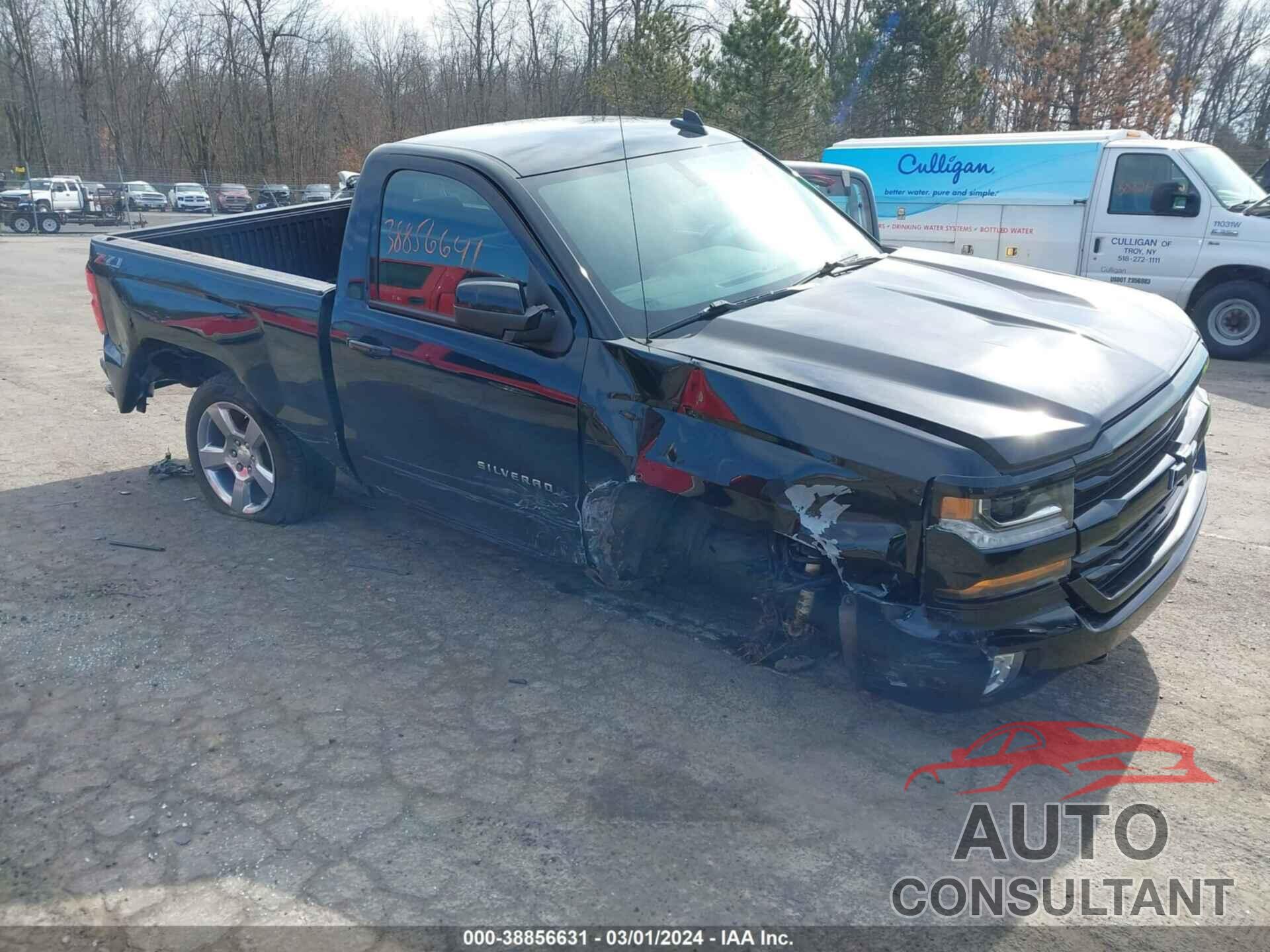 CHEVROLET SILVERADO 1500 2018 - 1GCNKREC2JZ106681