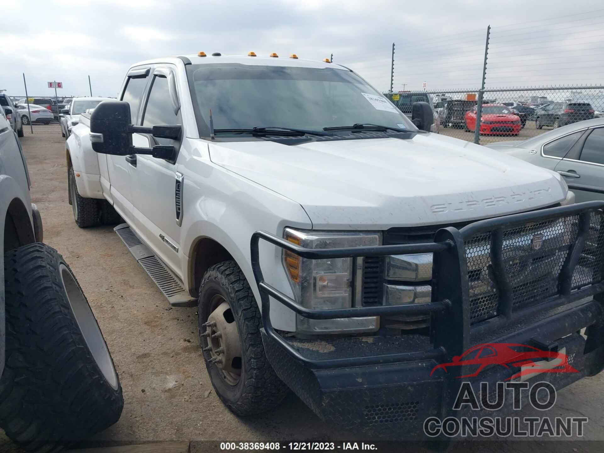 FORD F-350 2018 - 1FT8W3CT2JEC91985