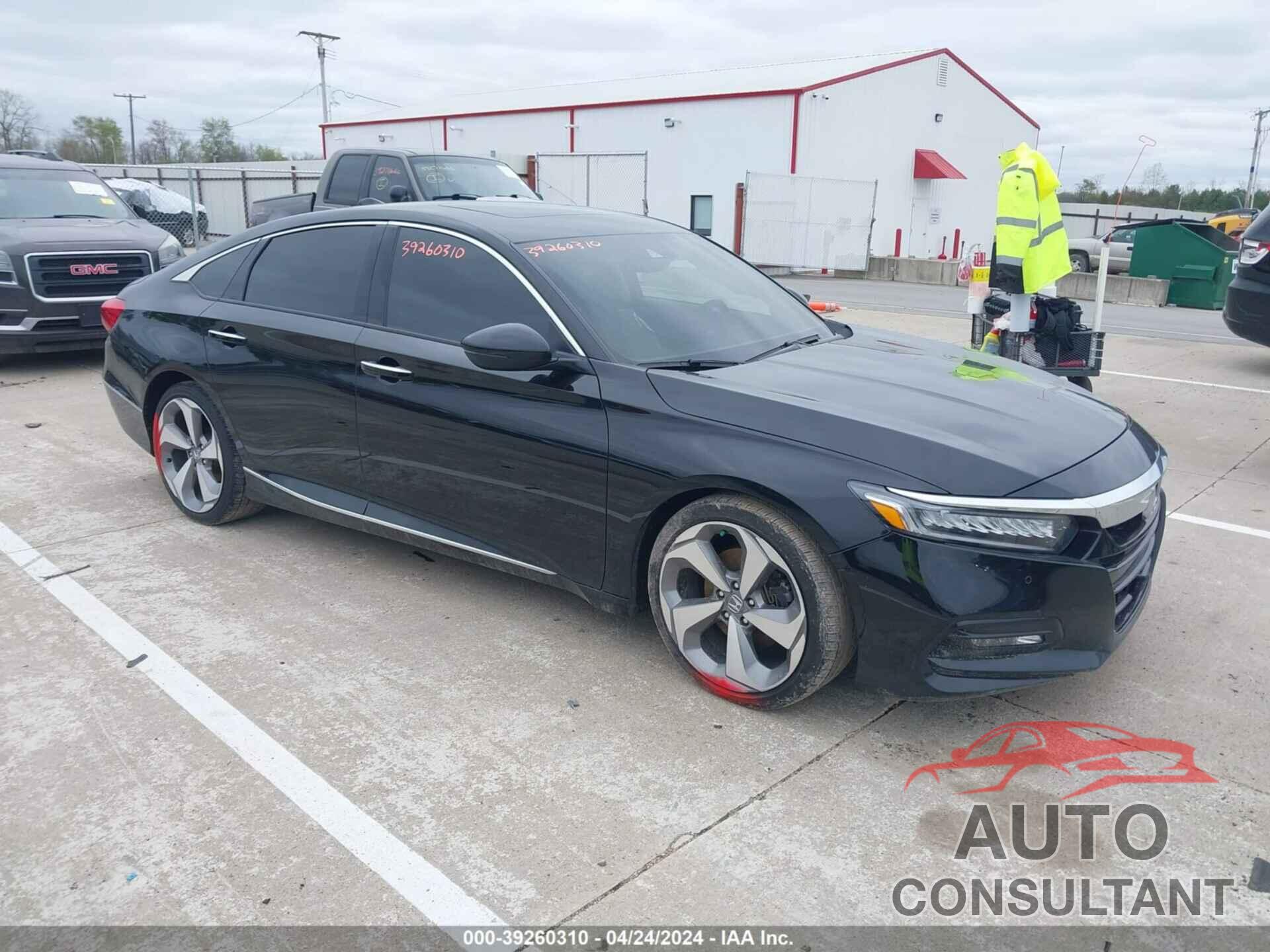 HONDA ACCORD 2018 - 1HGCV2F99JA001838