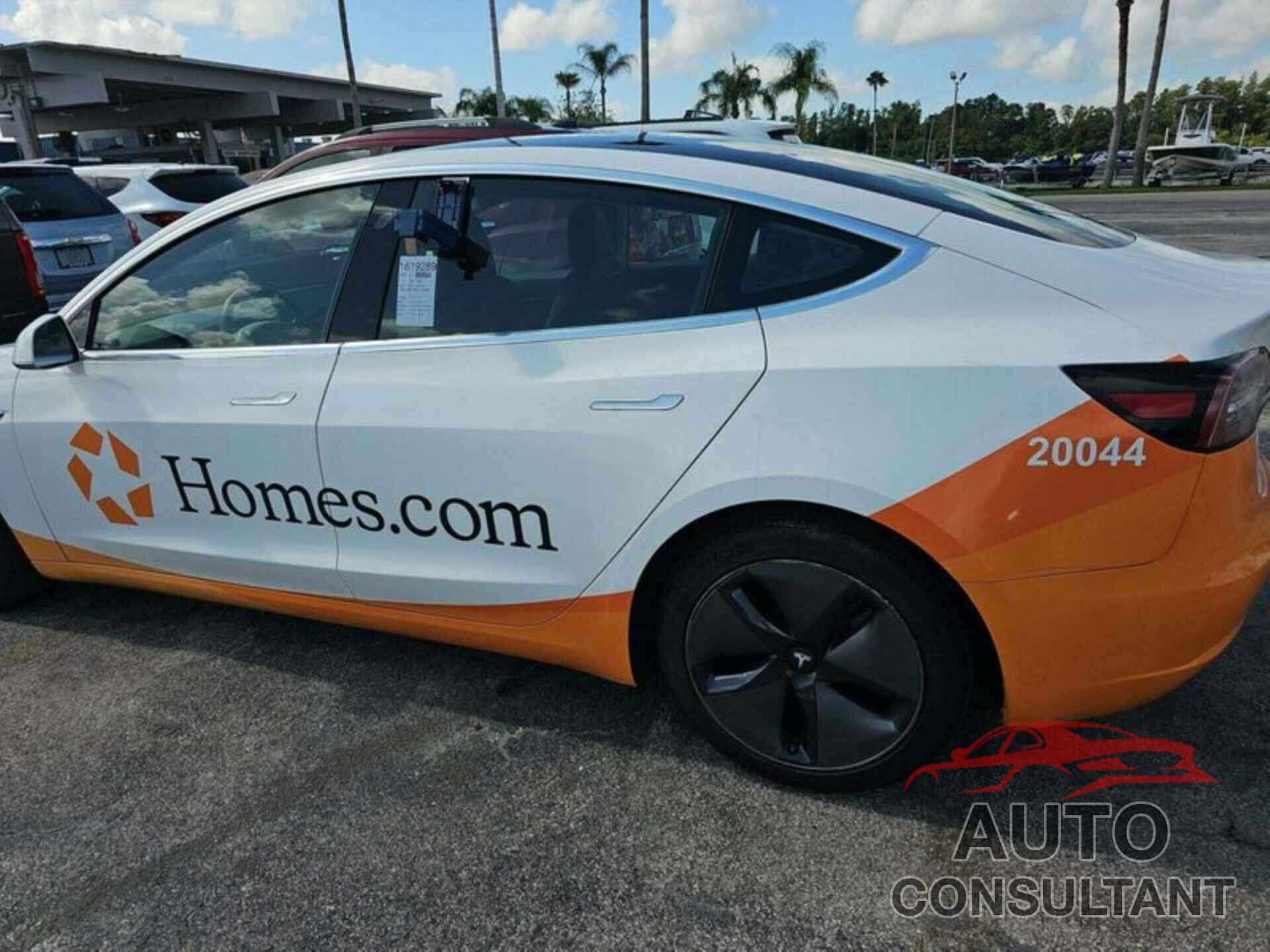 TESLA MODEL 3 2020 - 5YJ3E1EB7LF636905