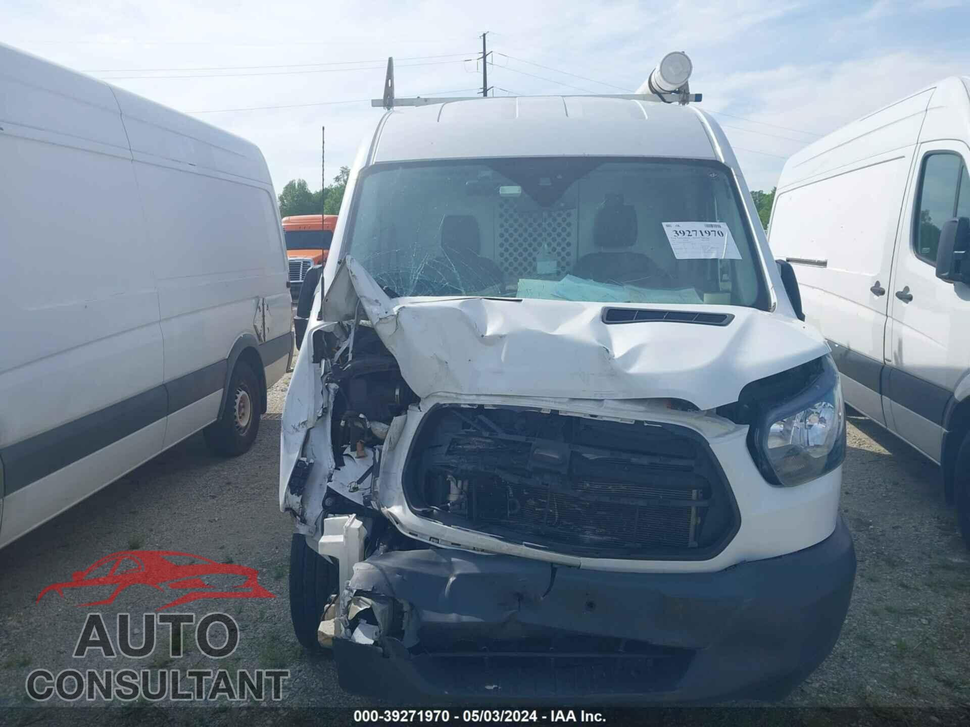 FORD TRANSIT 2017 - 1FTYR2CM2HKA49767