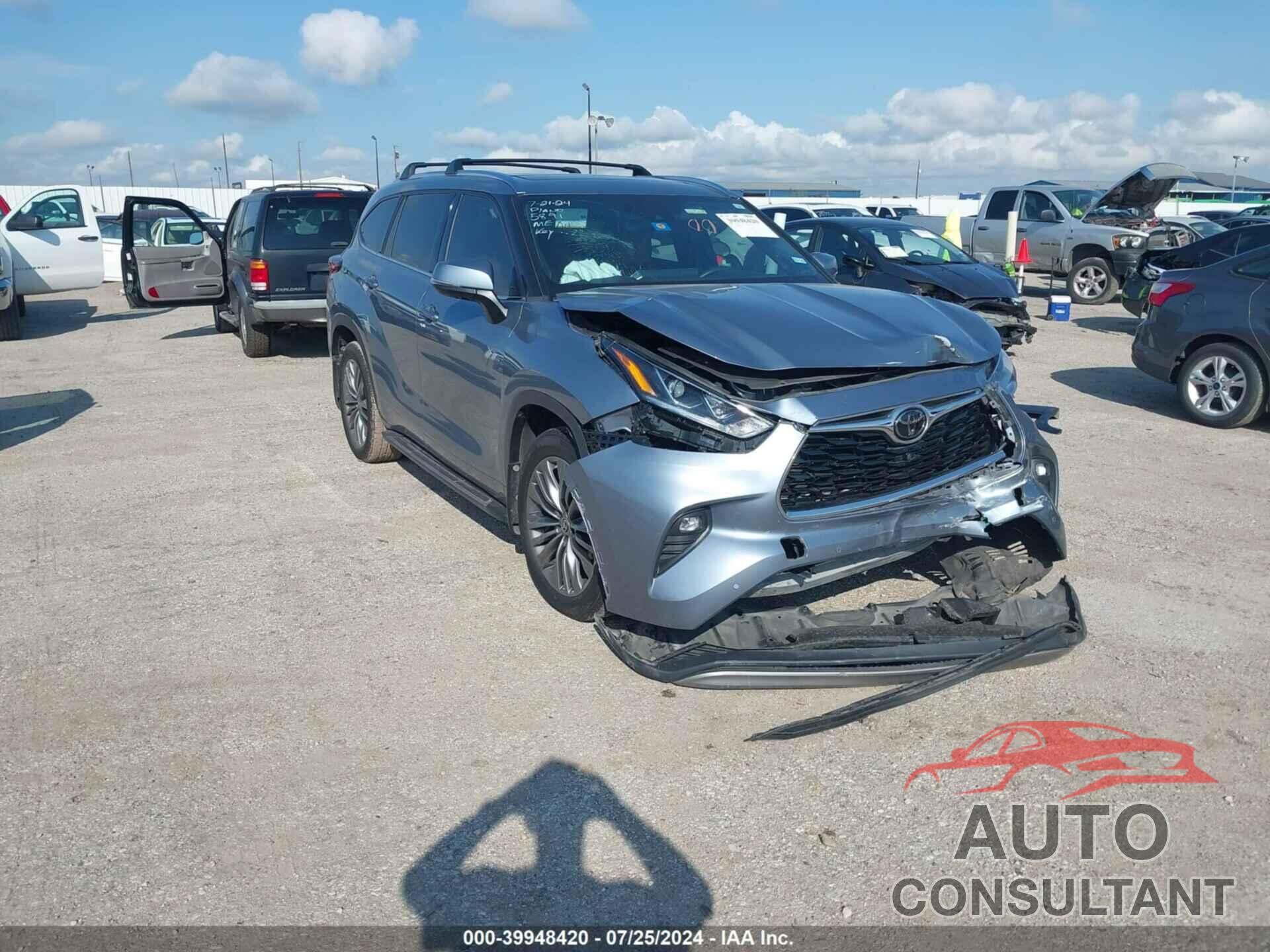 TOYOTA HIGHLANDER 2020 - 5TDFZRAH4LS005891