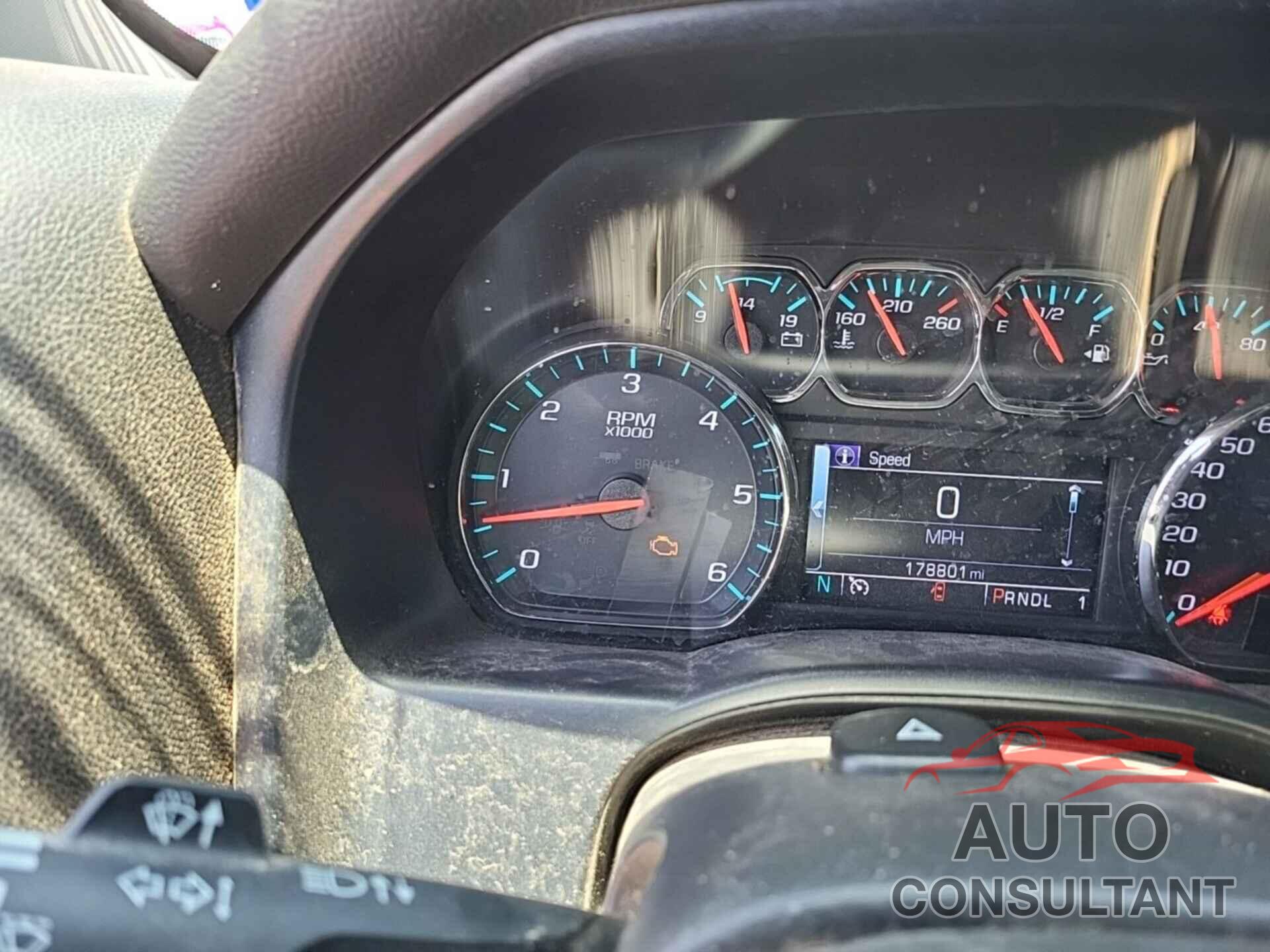 CHEVROLET SILVERADO 2018 - 1GC1KVEG8JF182577