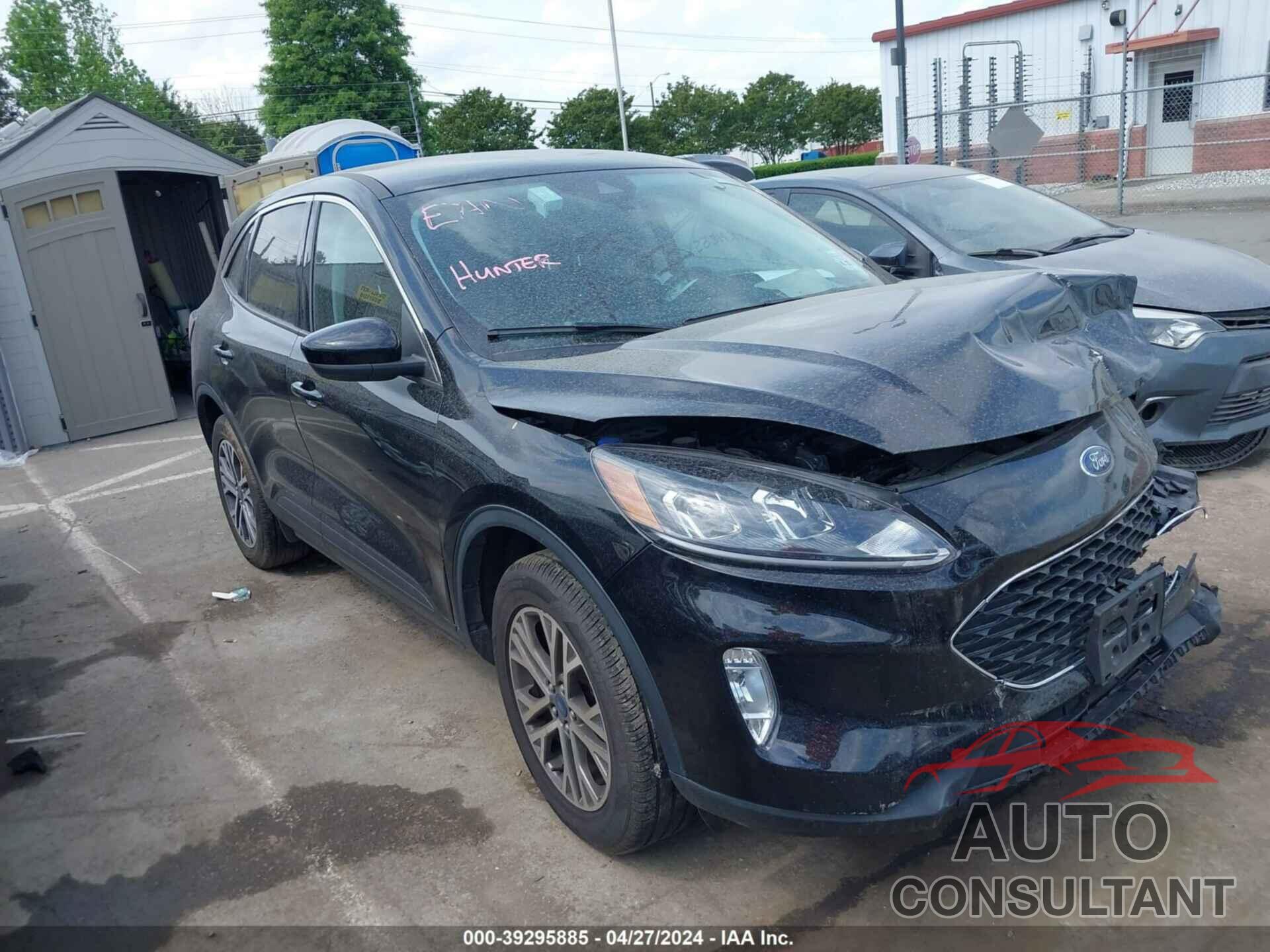 FORD ESCAPE 2022 - 1FMCU9H60NUA66476