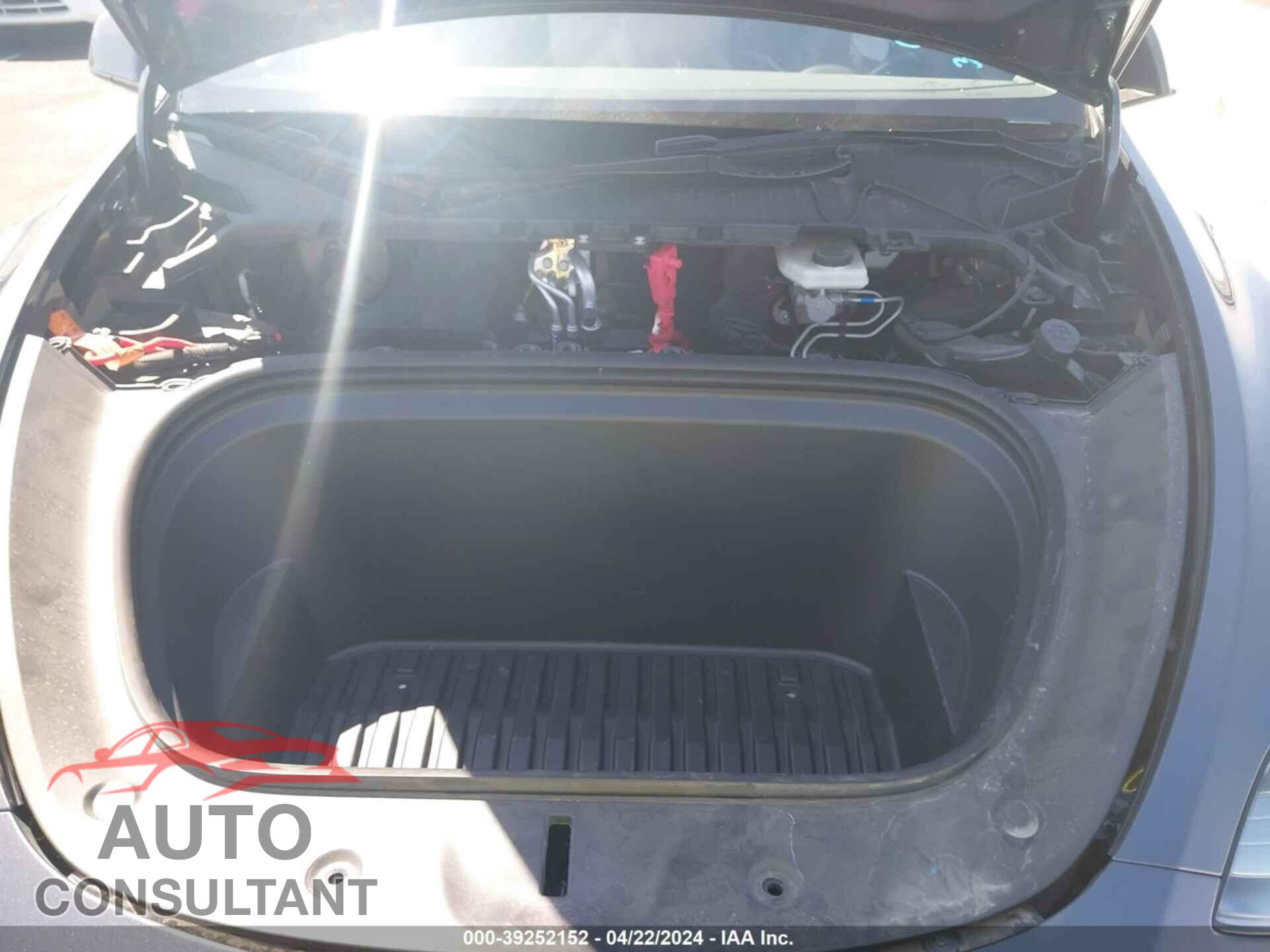TESLA MODEL Y 2023 - 7SAYGDEF2PF924540