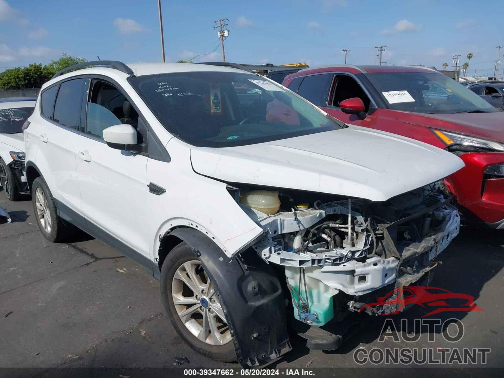 FORD ESCAPE 2018 - 1FMCU0HD7JUA34905