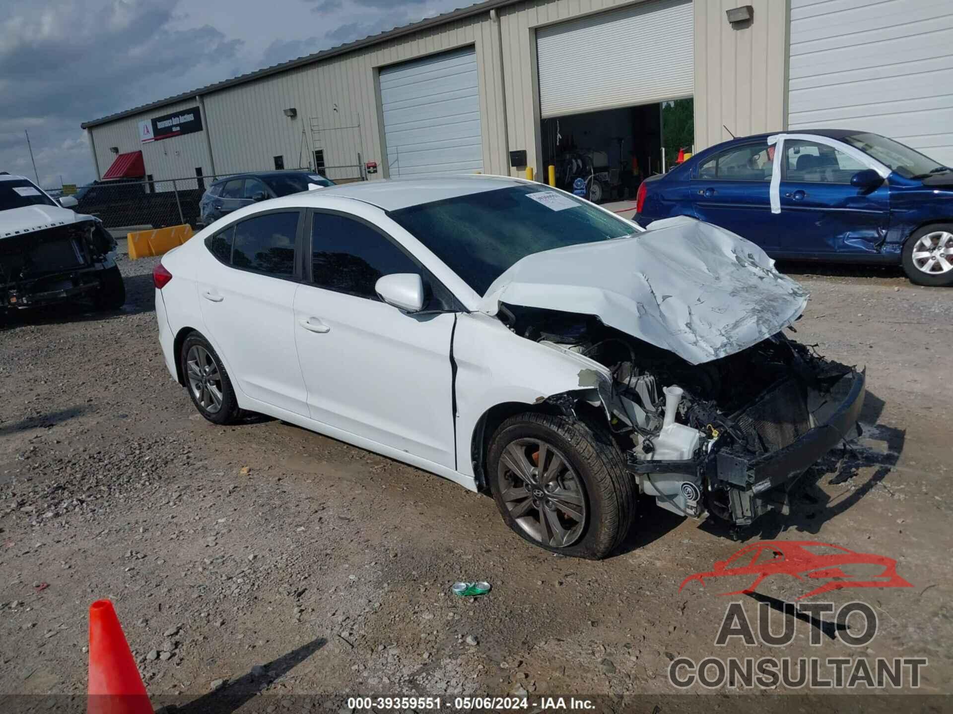 HYUNDAI ELANTRA 2018 - 5NPD84LF2JH319597