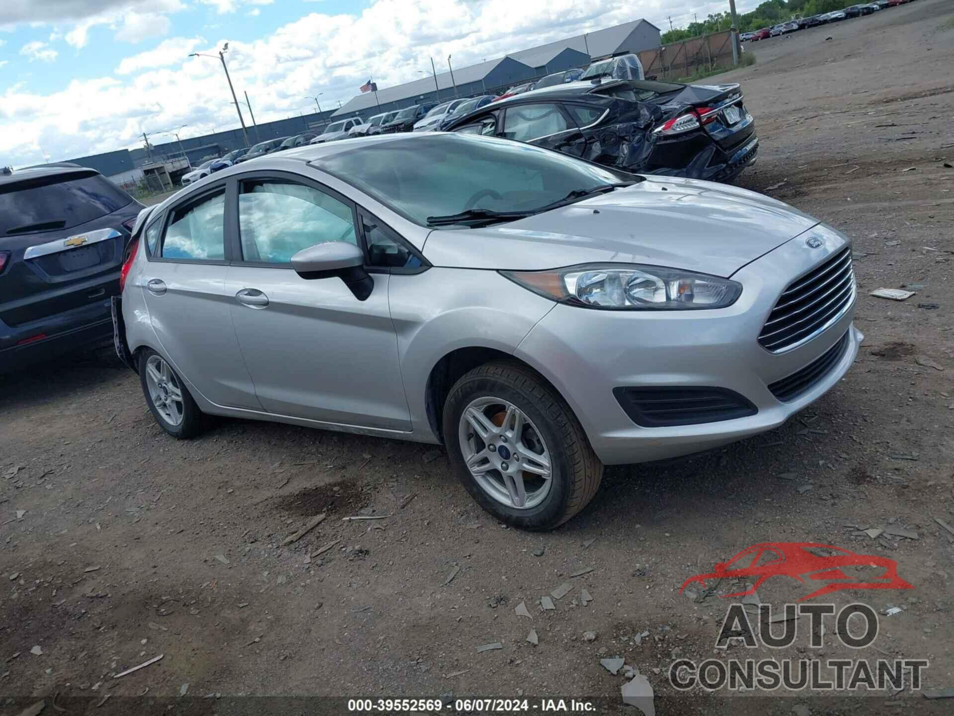 FORD FIESTA 2018 - 3FADP4EJ1JM101090