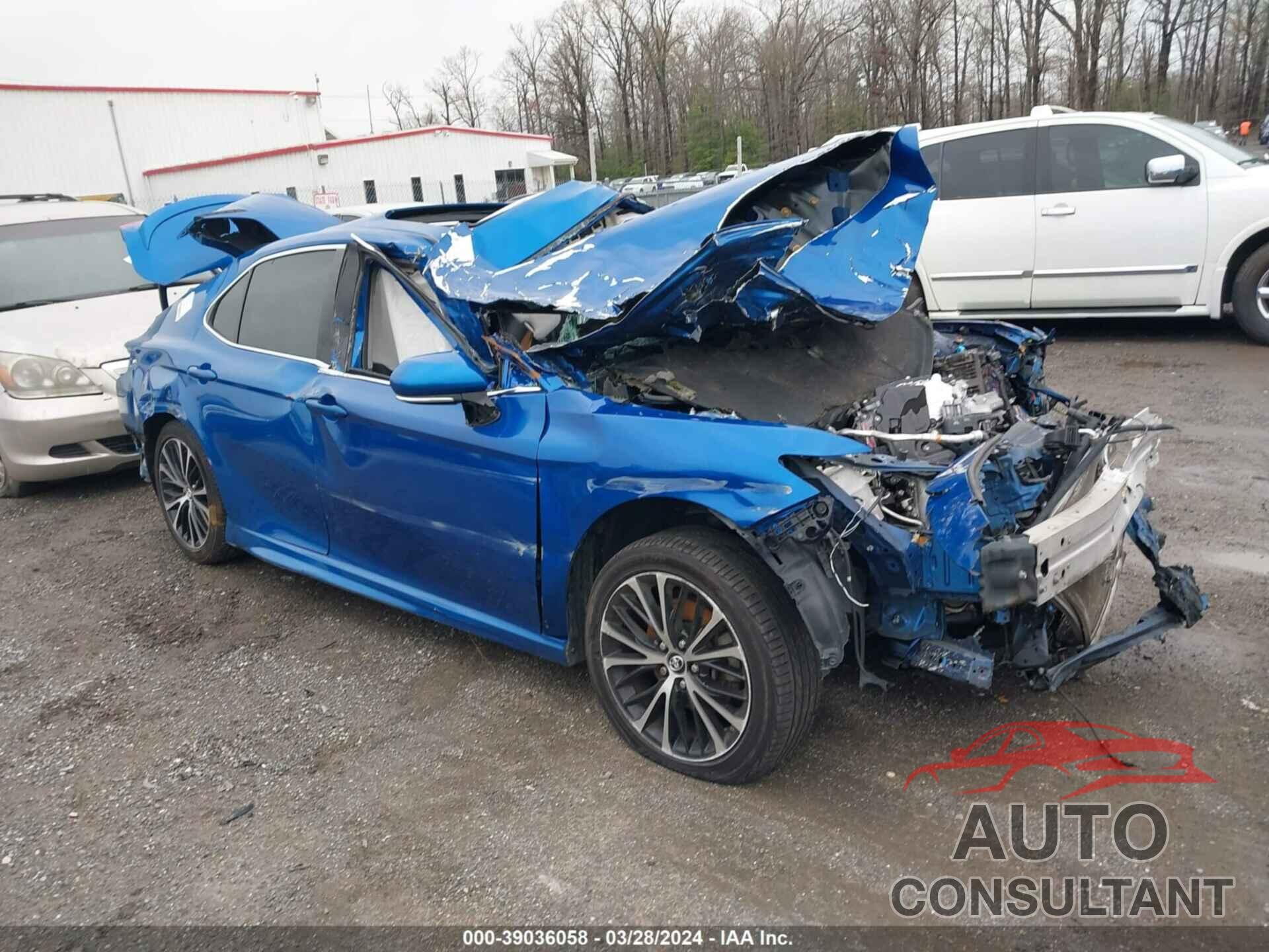 TOYOTA CAMRY 2019 - 4T1B11HK8KU213562