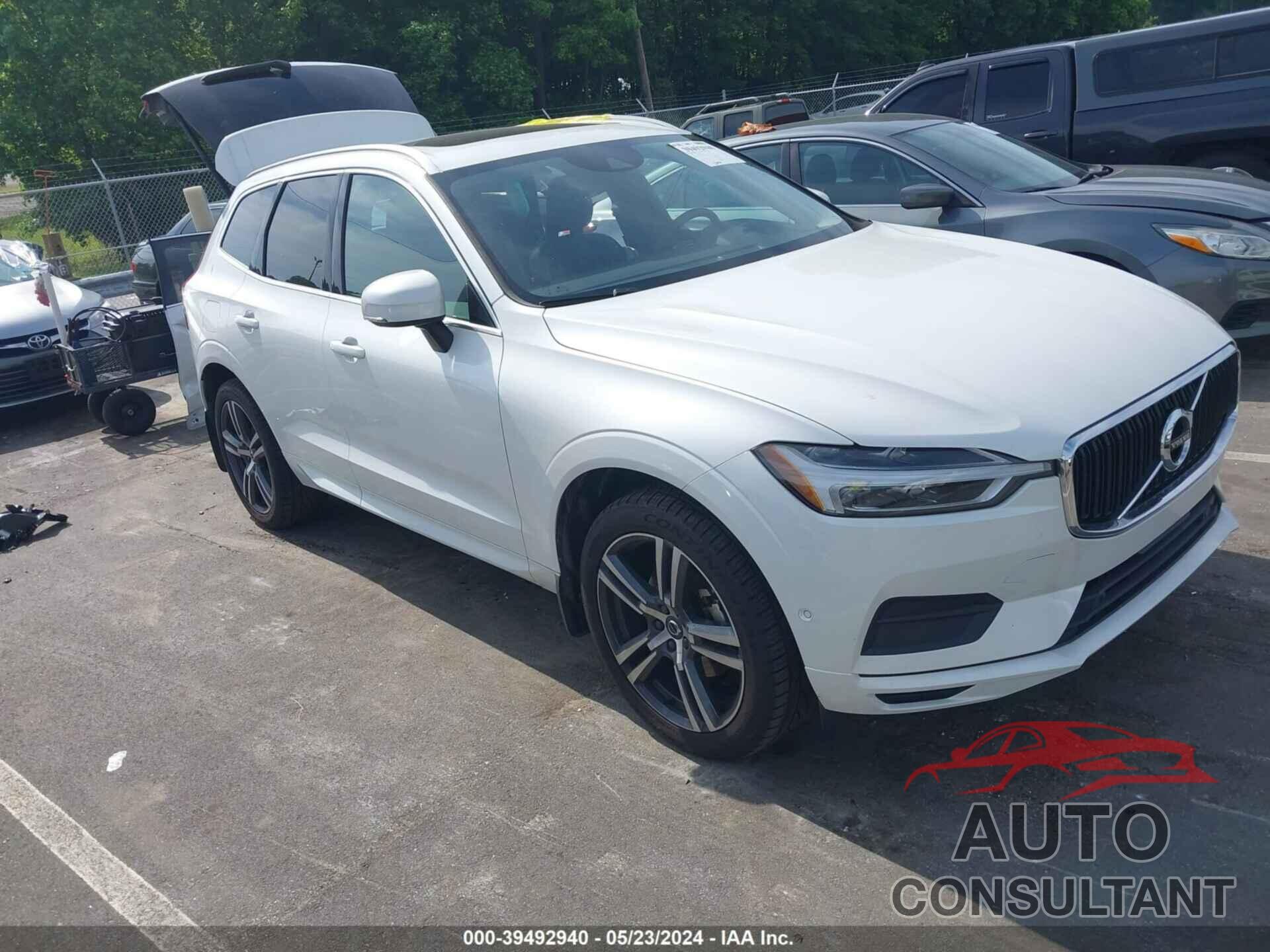 VOLVO XC60 2019 - LYV102DKXKB187118